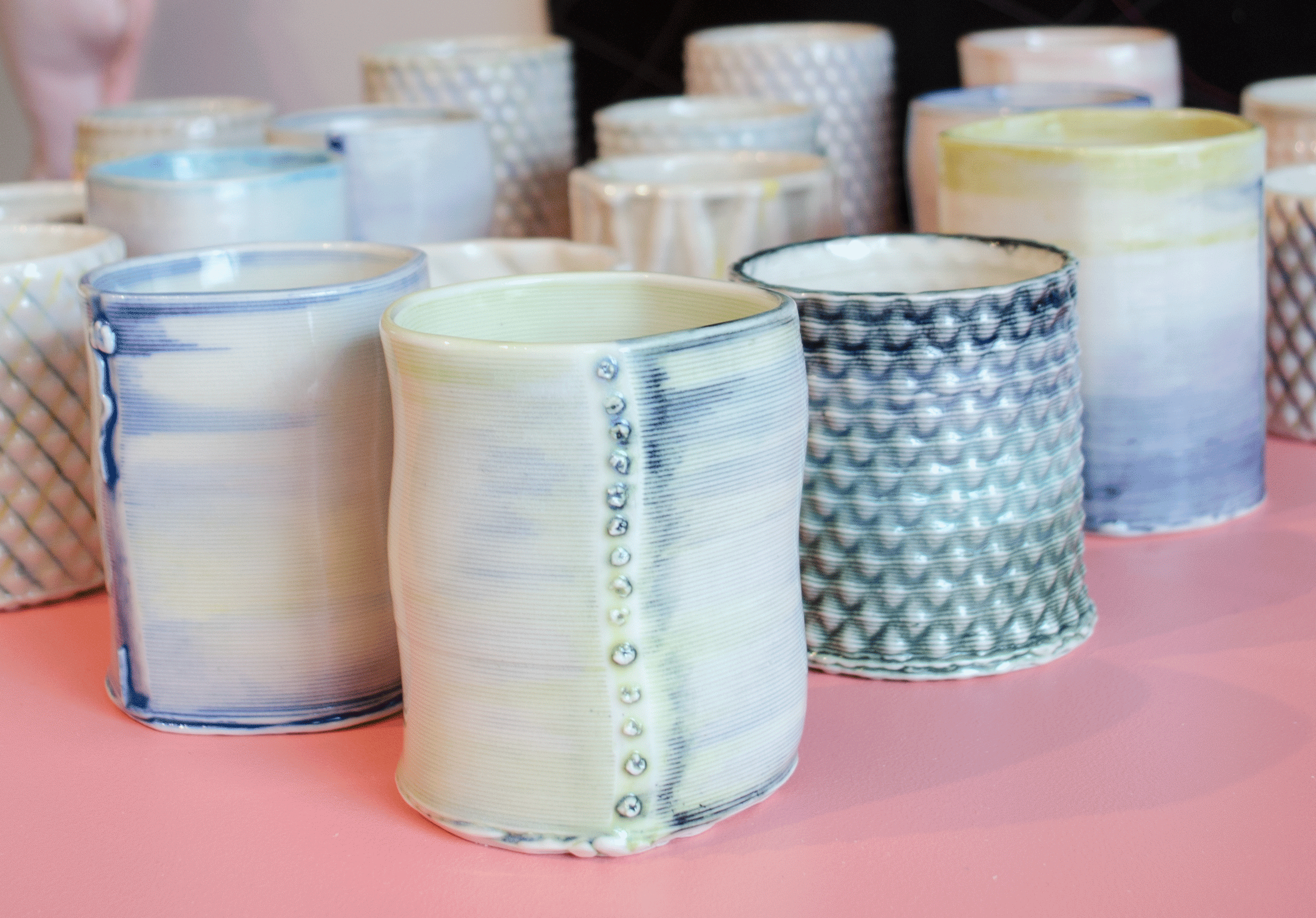 Designed to fit in the hand perfectly, this cup comes in two sizes: large and medium. We have played with colors and decorative accents. Design collaboration by Timea Tihanyi and Annabelle Wu. 