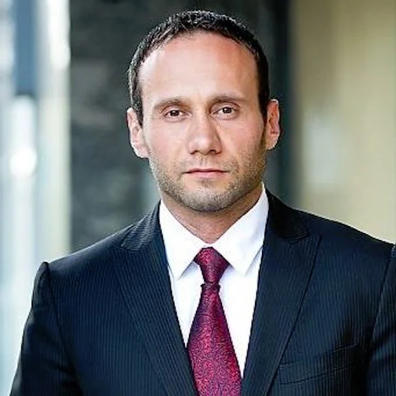 Artem Pic.jpg