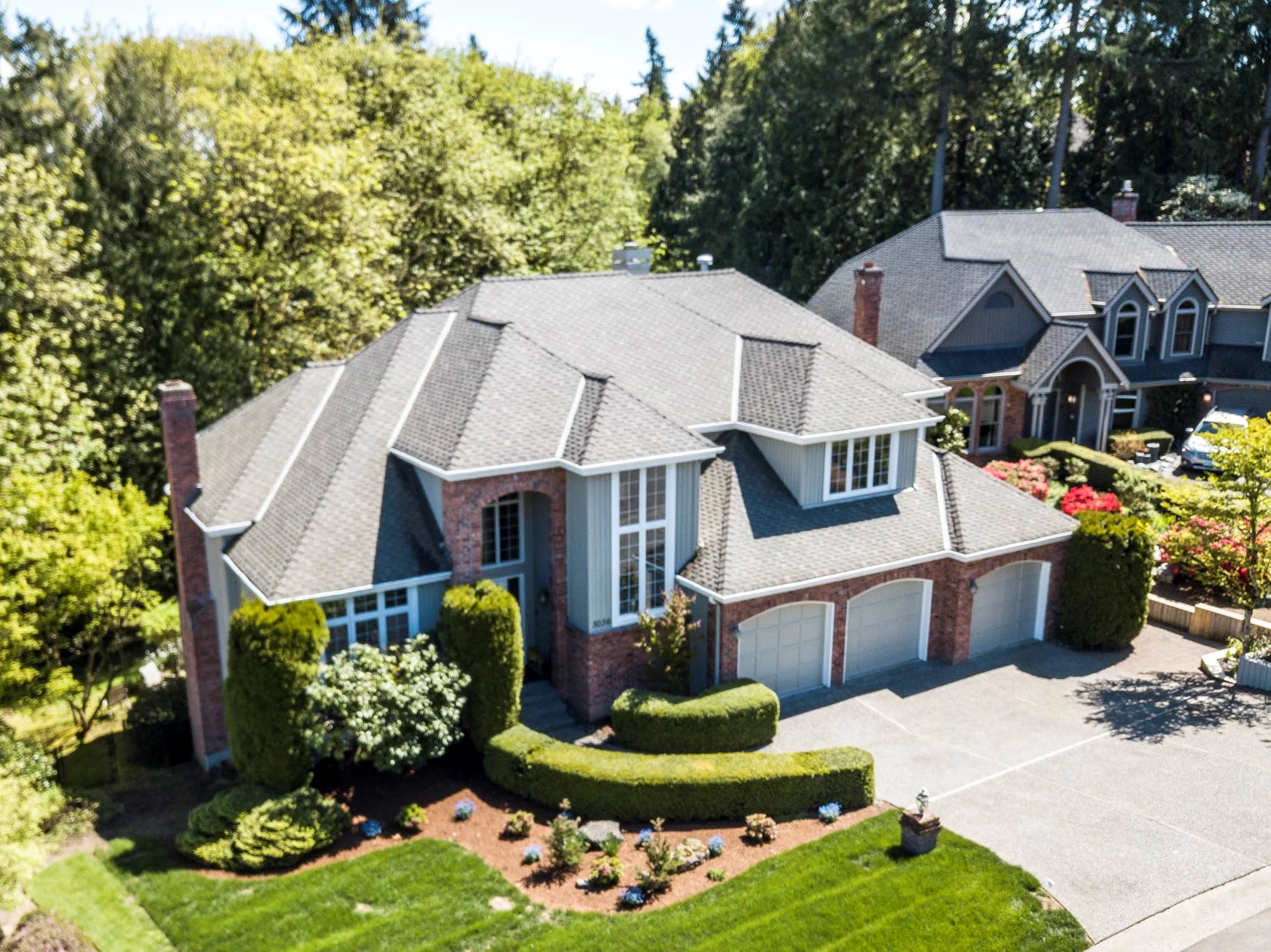 Seller now offering $20,000 closing credit if you close before 8/15/19.