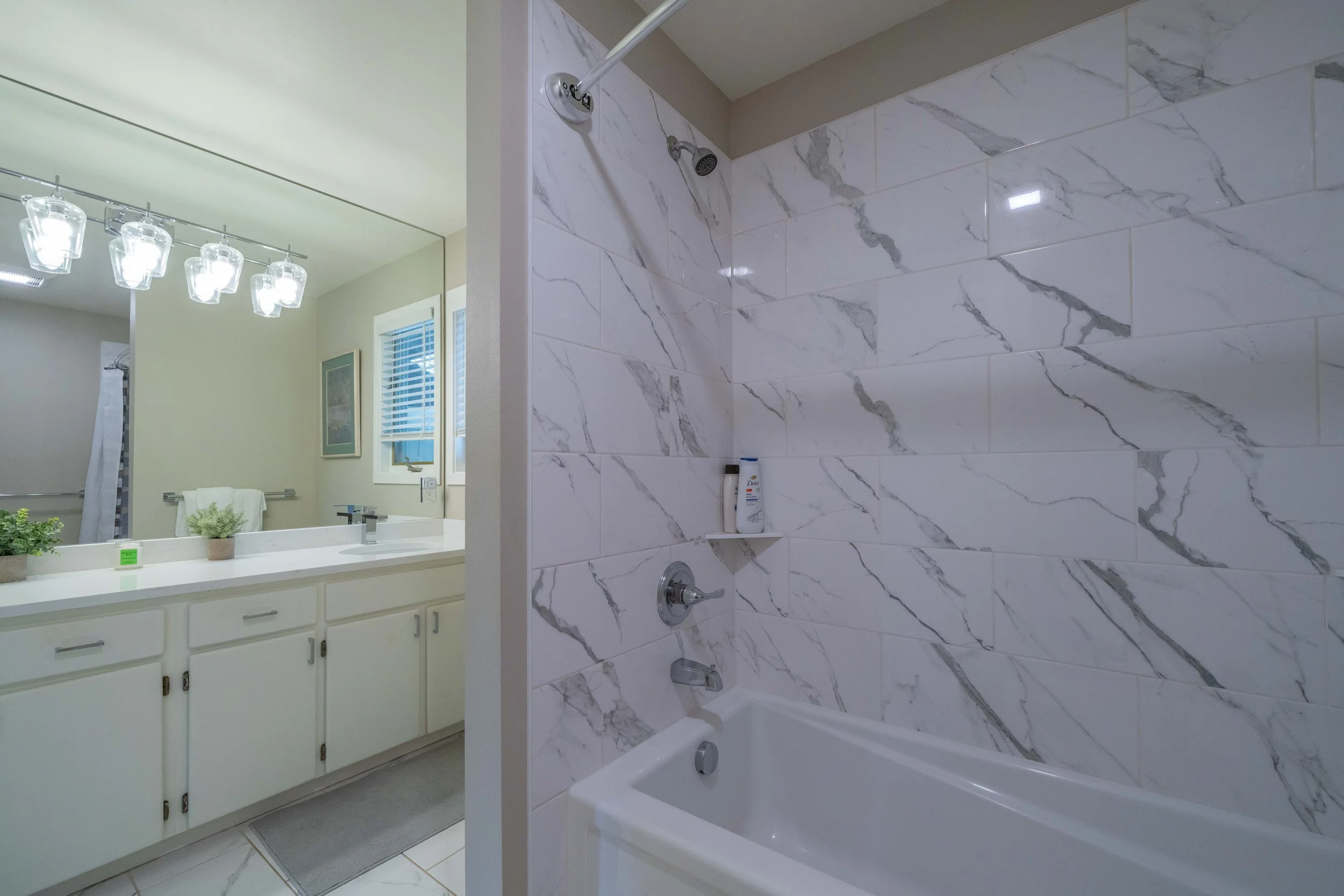 Guest Bath with Laundry Chute