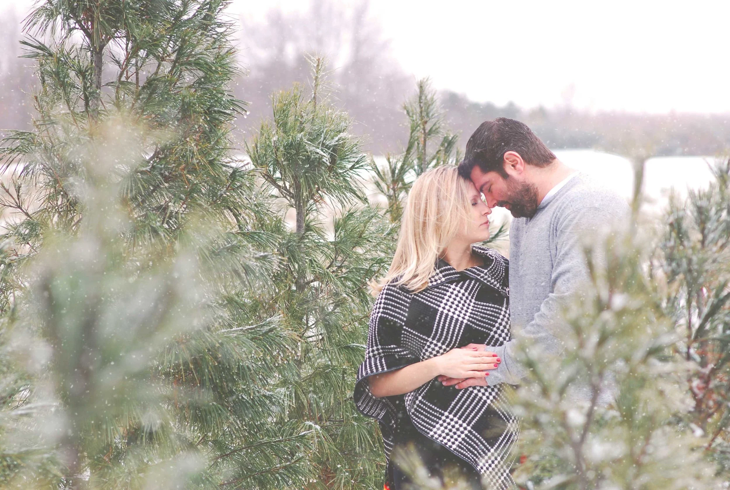 Tree Farm Maternity Session