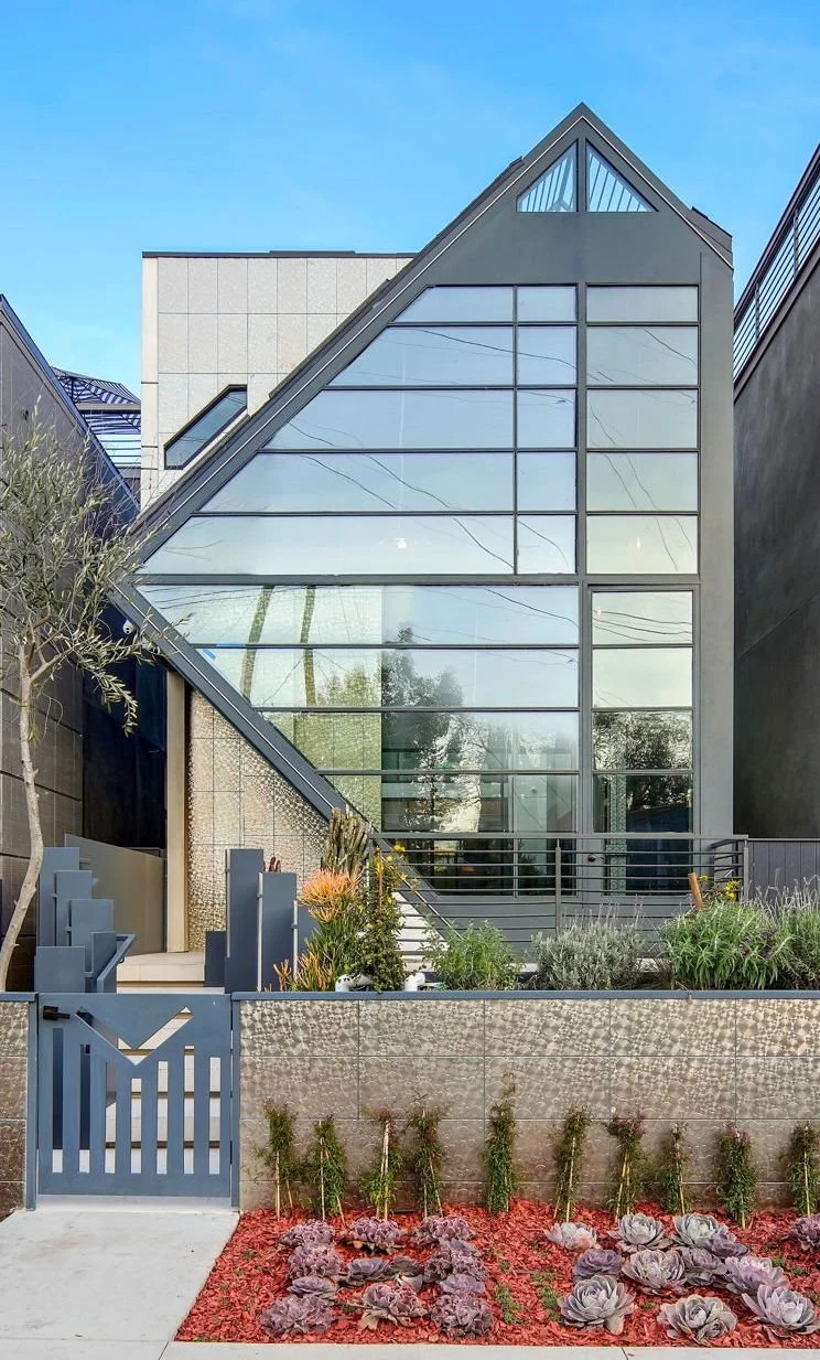 2-web-or-mls-840 California Avenue-2.jpg