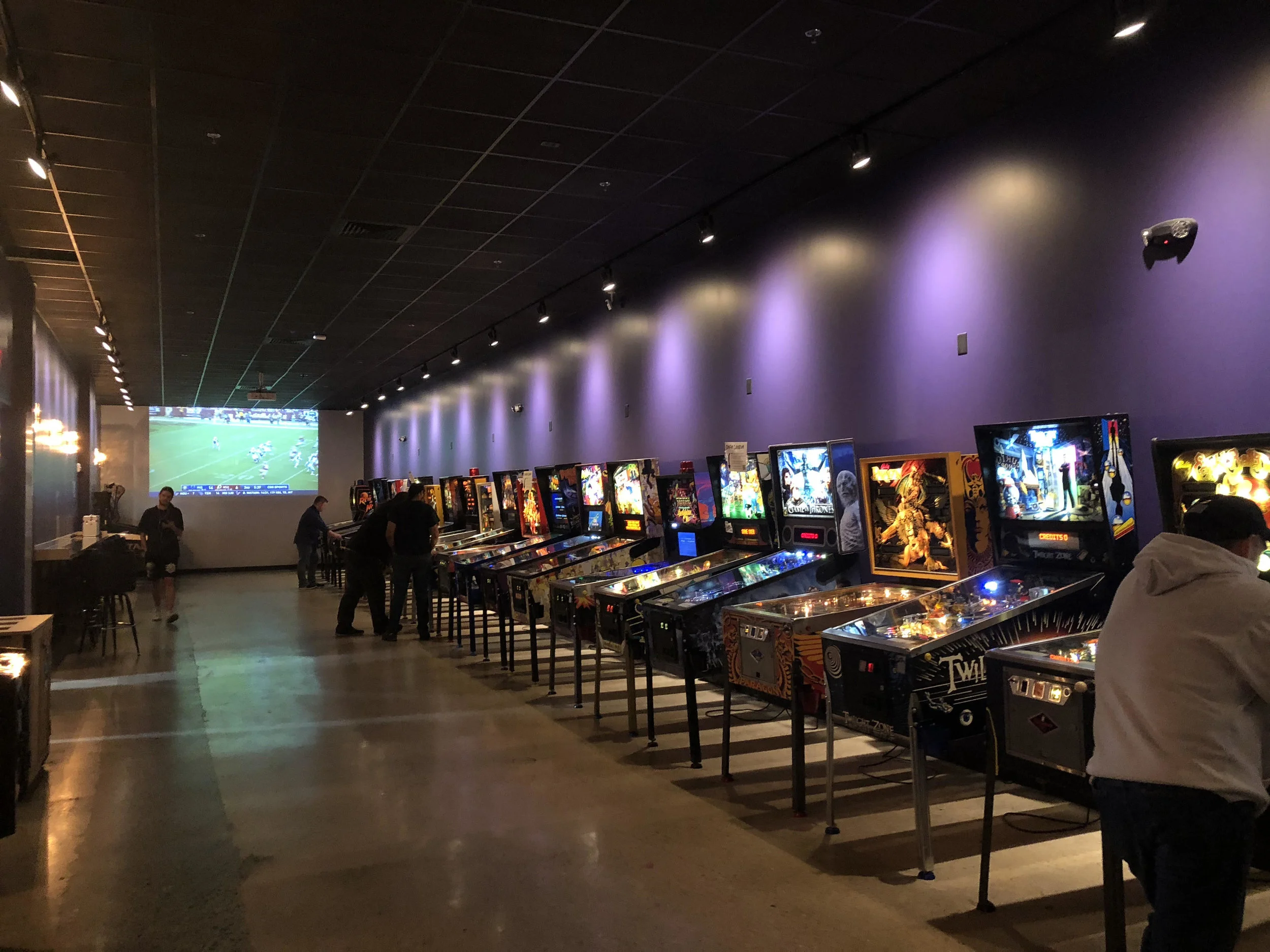 MOM’s, the new mecca of pinball