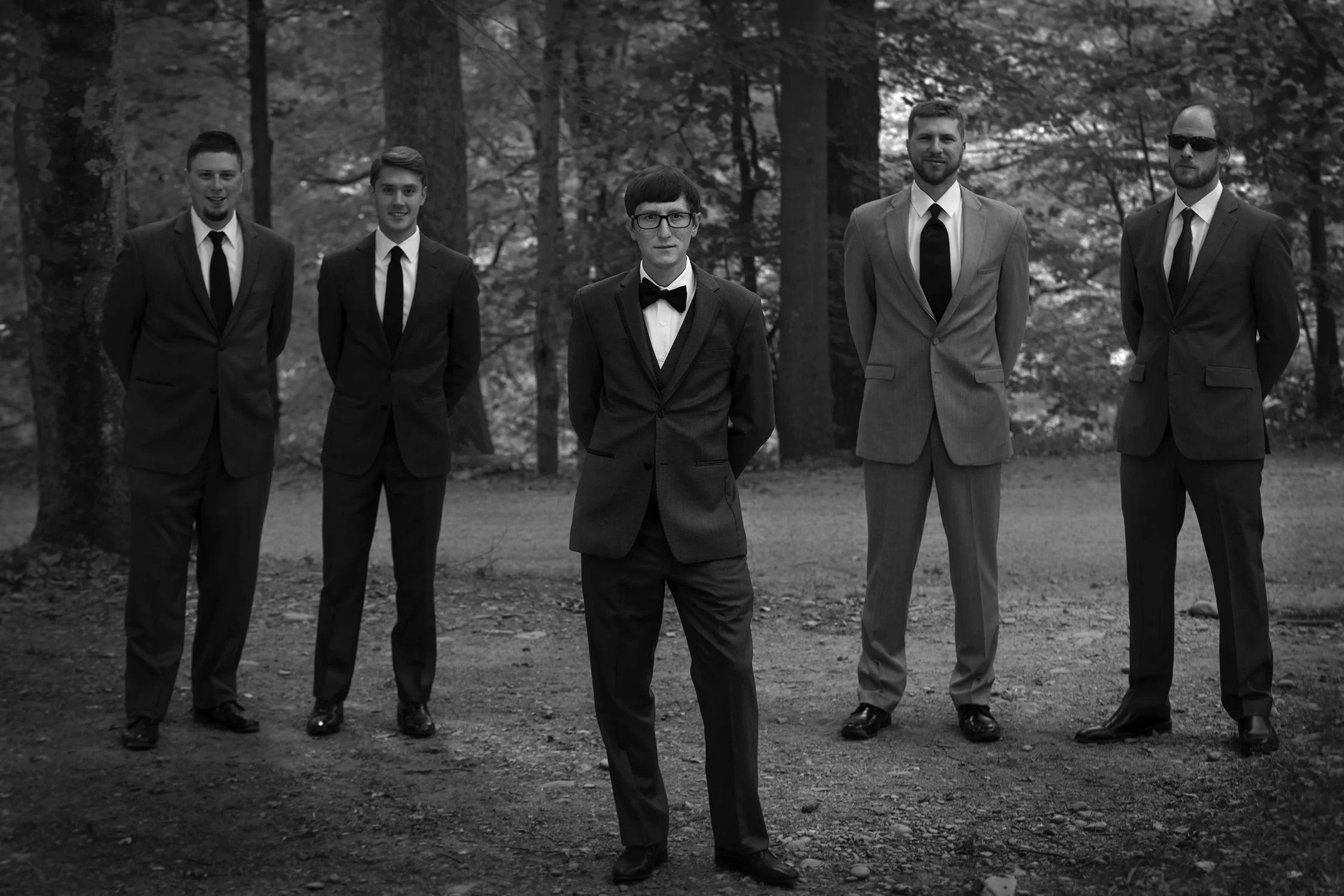 GreggMichelleWedding_groomsmena_15bw.jpg