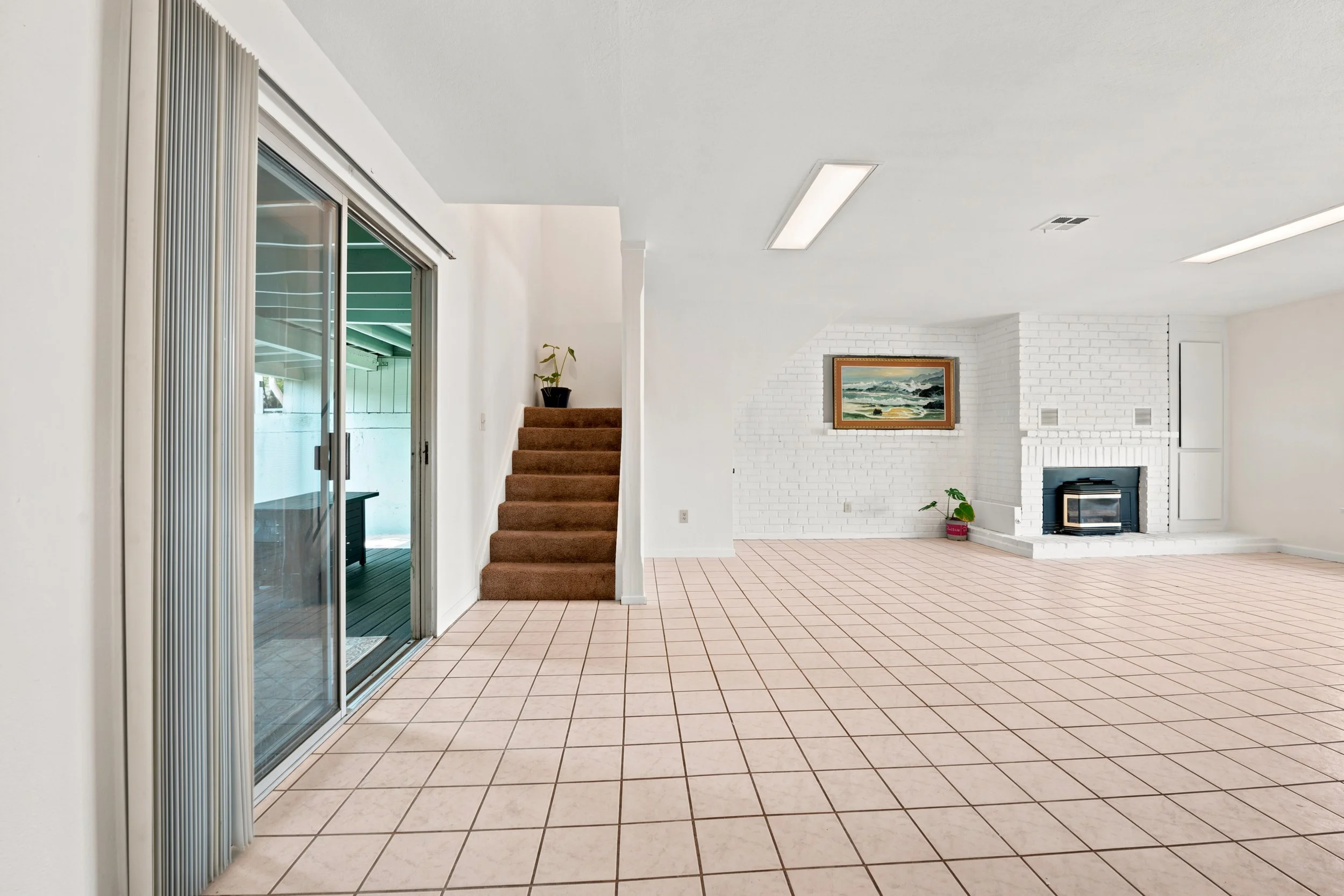 306 Winchester St_033.jpg