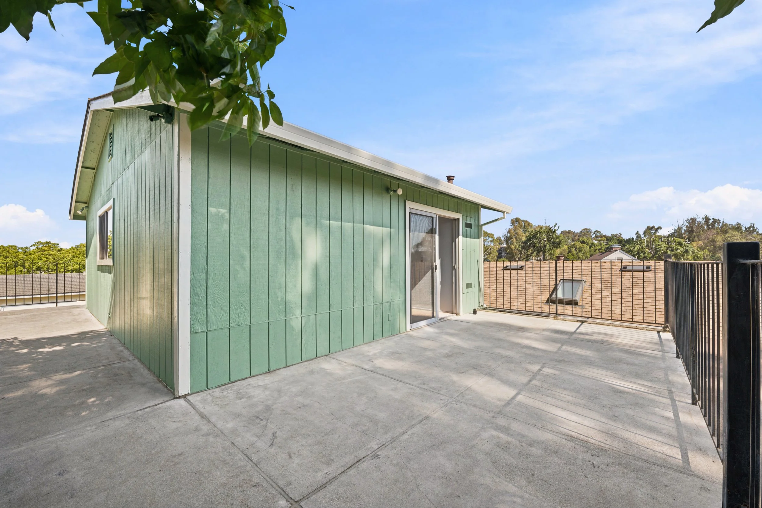 306 Winchester St_048.jpg