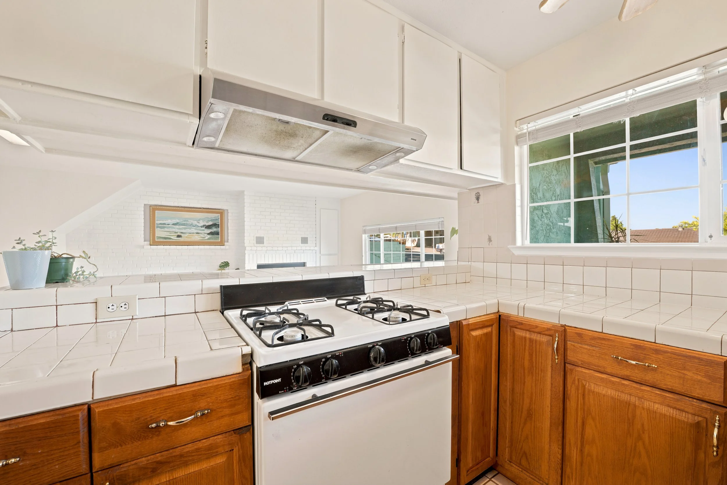 306 Winchester St_051.jpg