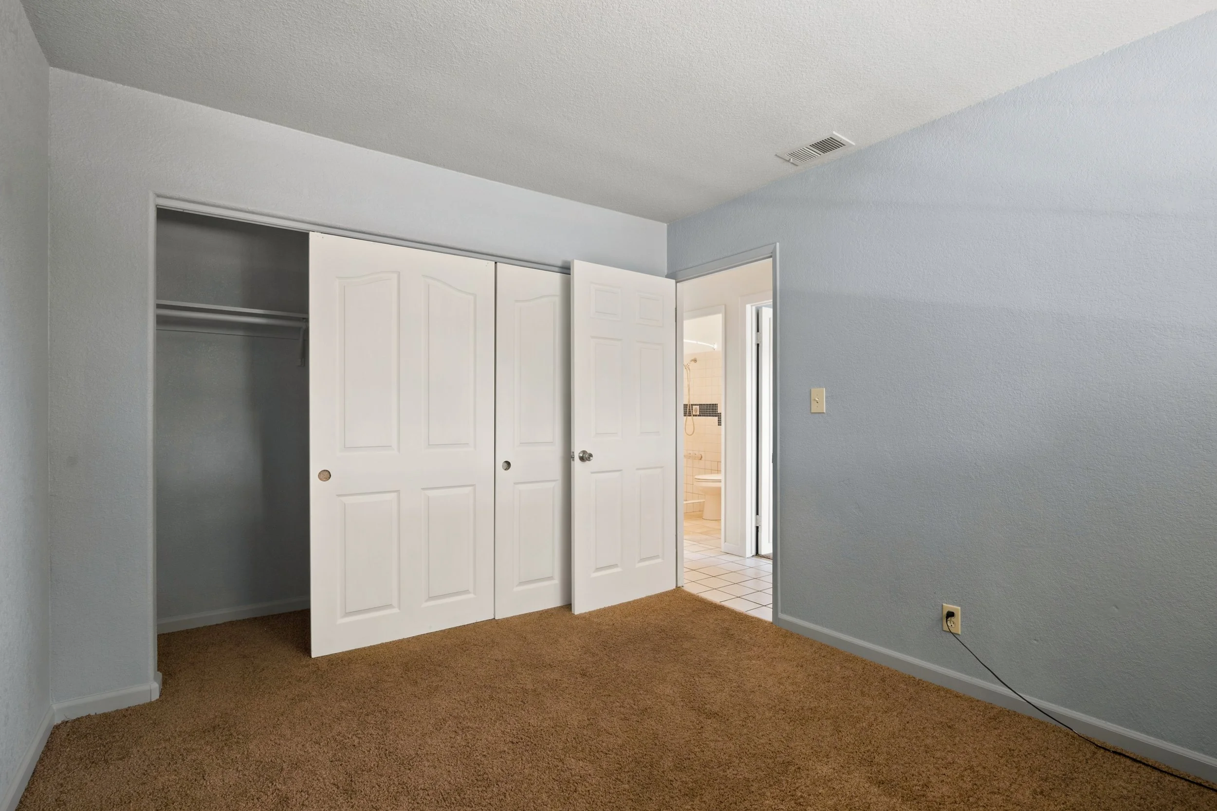 306 Winchester St_025.jpg