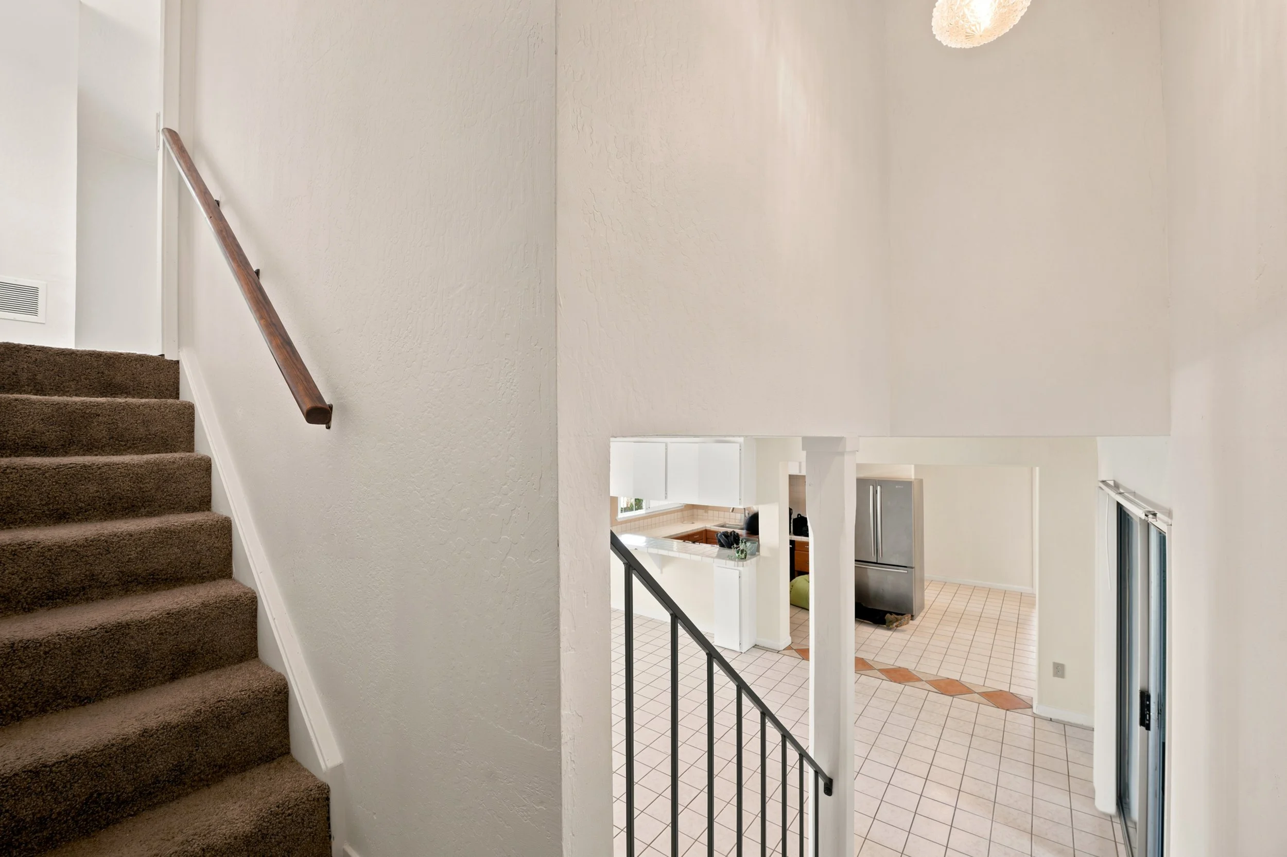 306 Winchester St_034.jpg