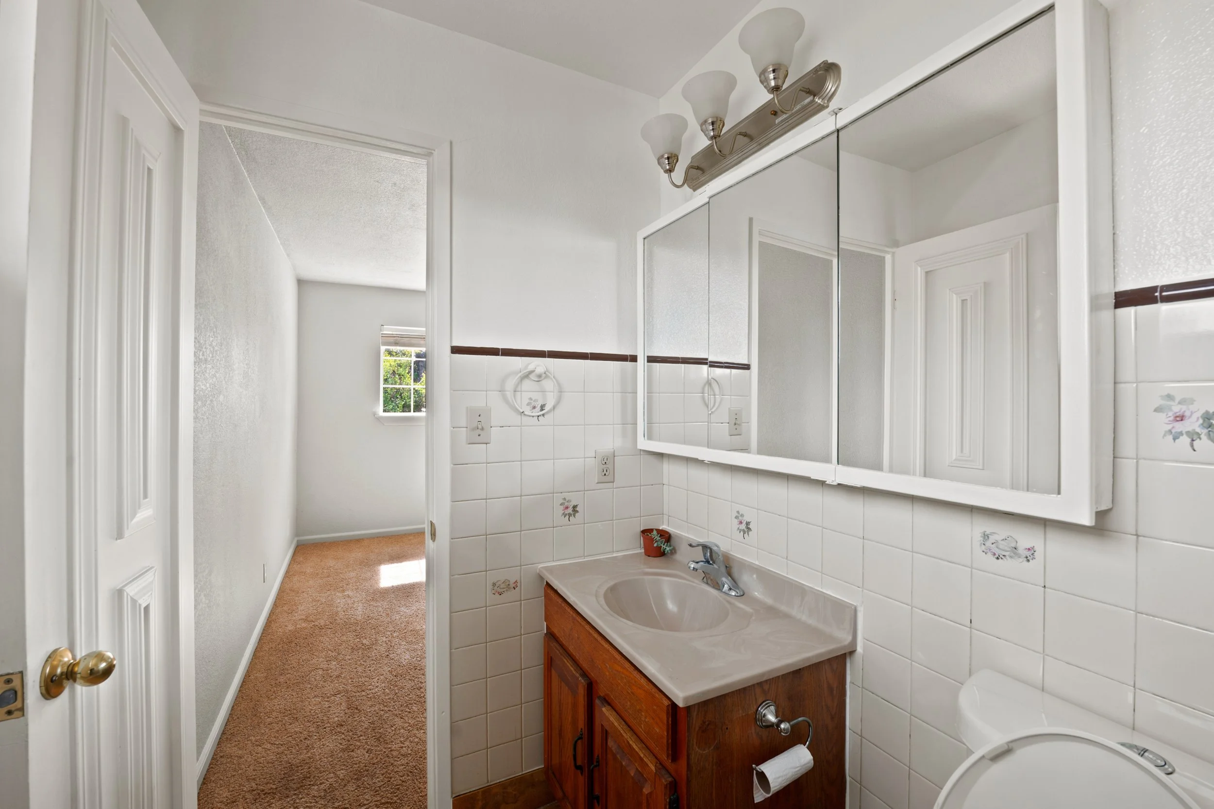 306 Winchester St_023.jpg