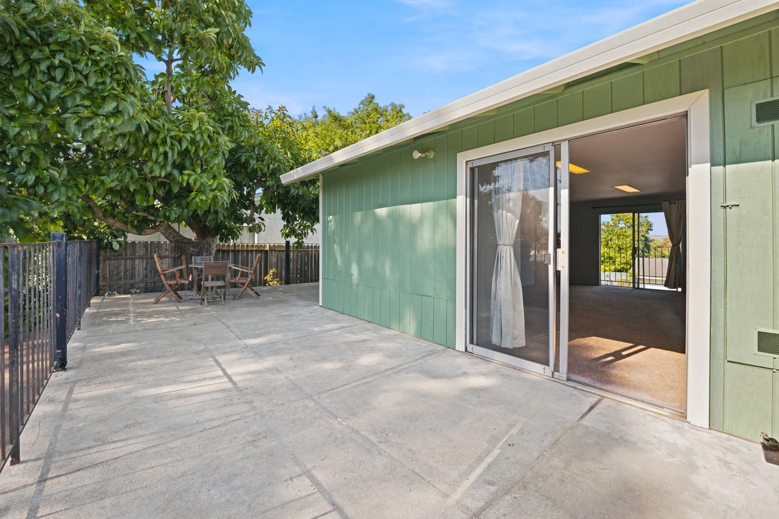 306 Winchester St_047.jpg