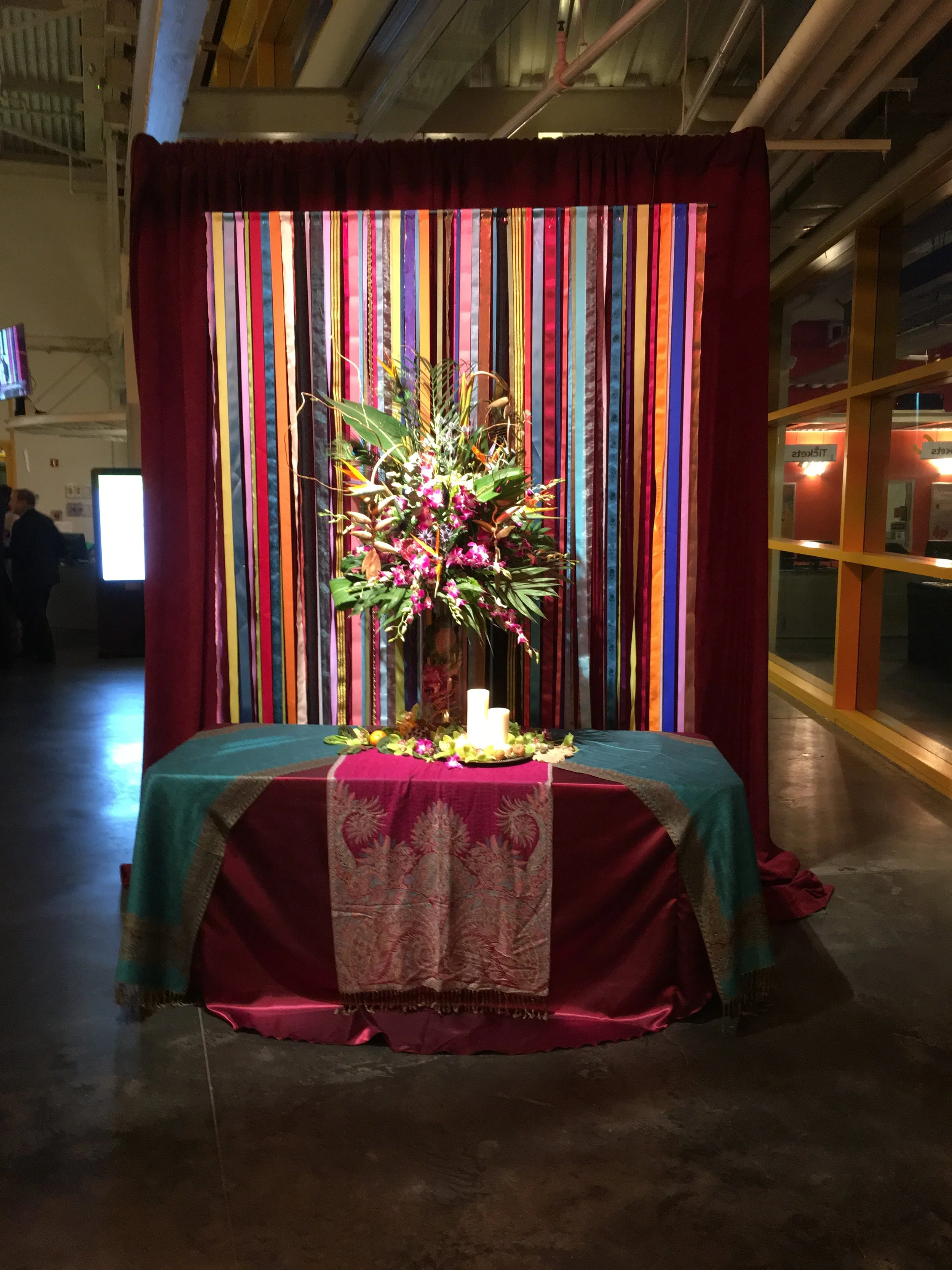 Cupcaks & Cocktails Museum Fundraiser