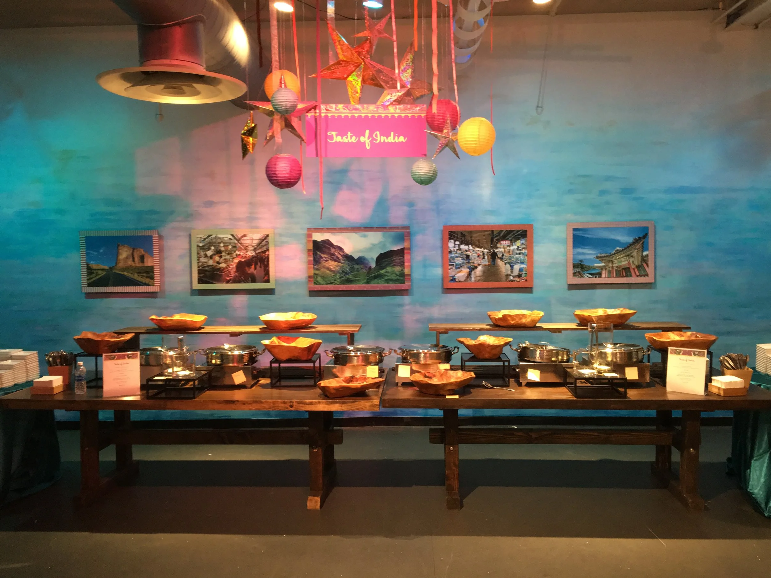 Cupcakes & Cocktails Museum Fundraiser