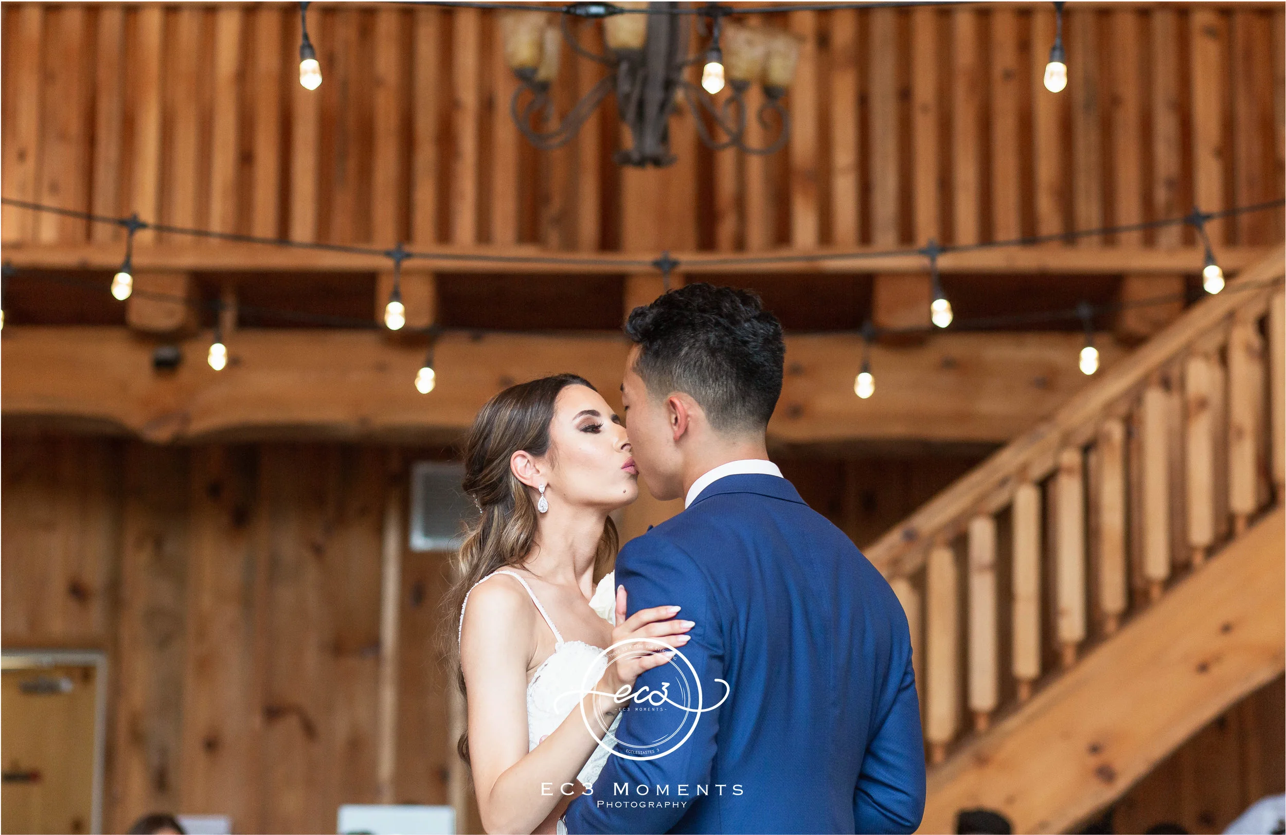Laura & Ryan Holland Marsh Wineries Wedding 53.jpg