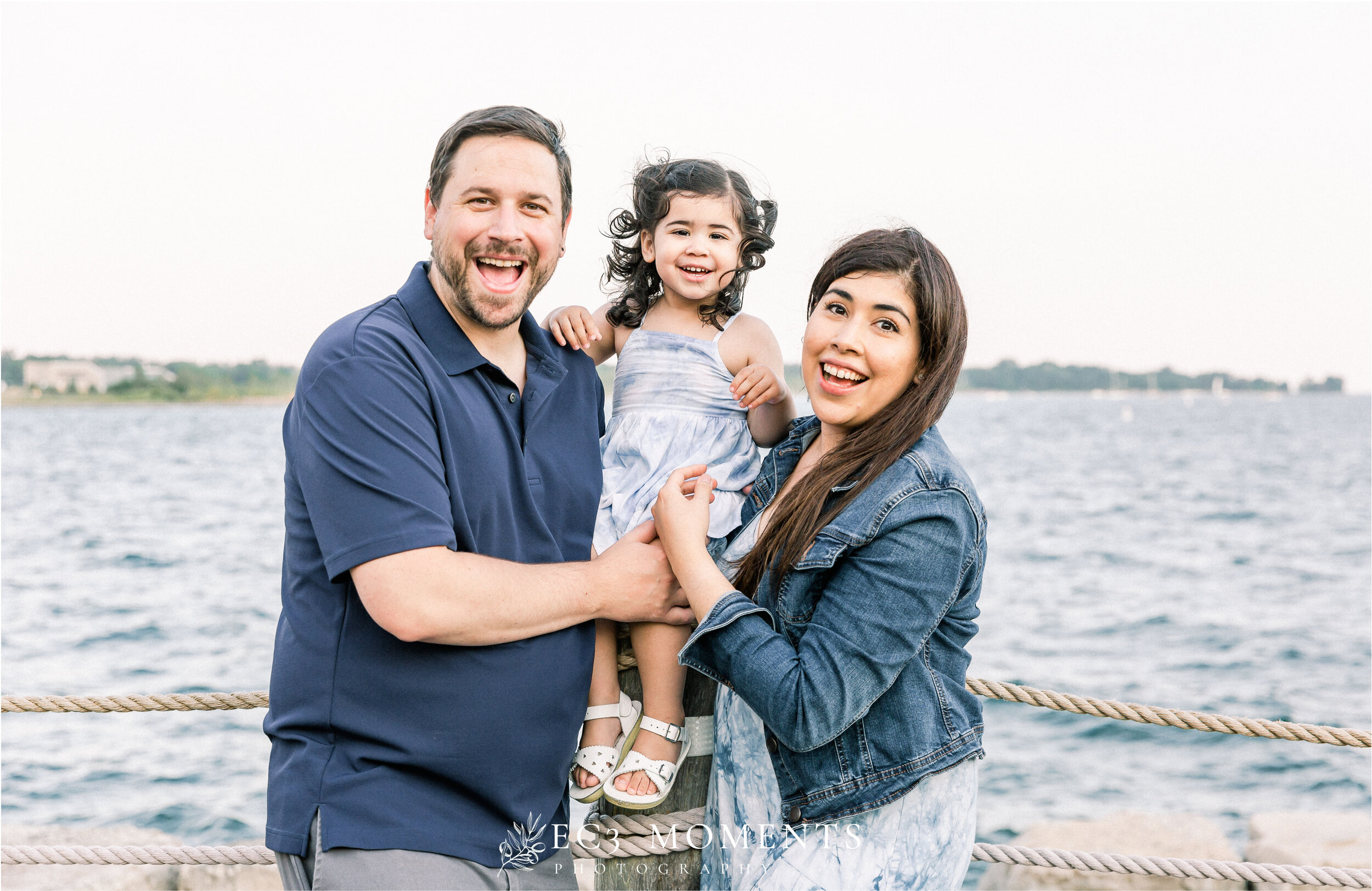 Paola's Downtown Toronto Family Photos - 11.jpg