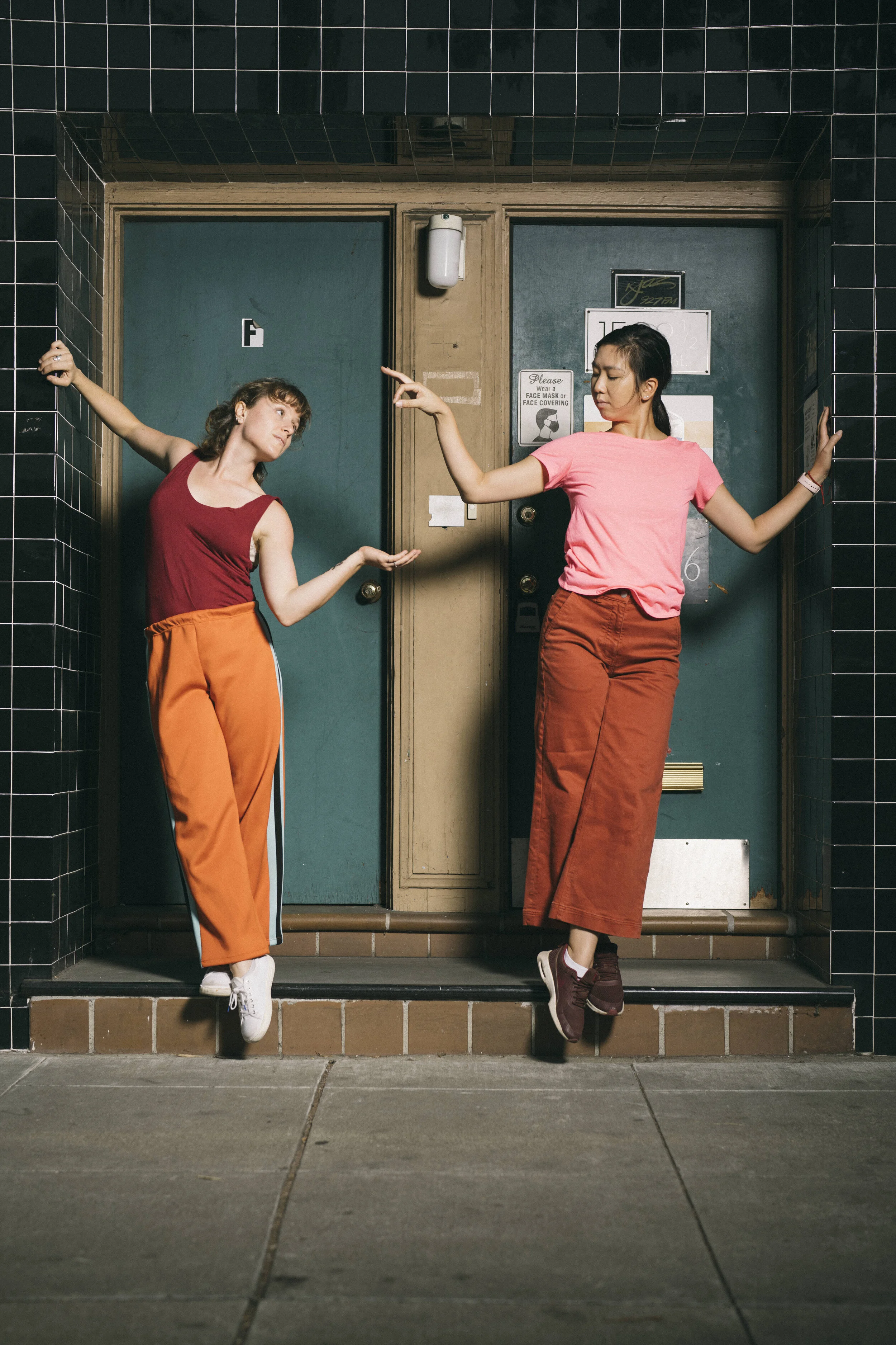  Dance on Webster / Tara Pilbrow Dance  Photo: Maurice Ramirez  Dancers: Stacey Yuen &amp; Hannah Westbrook 