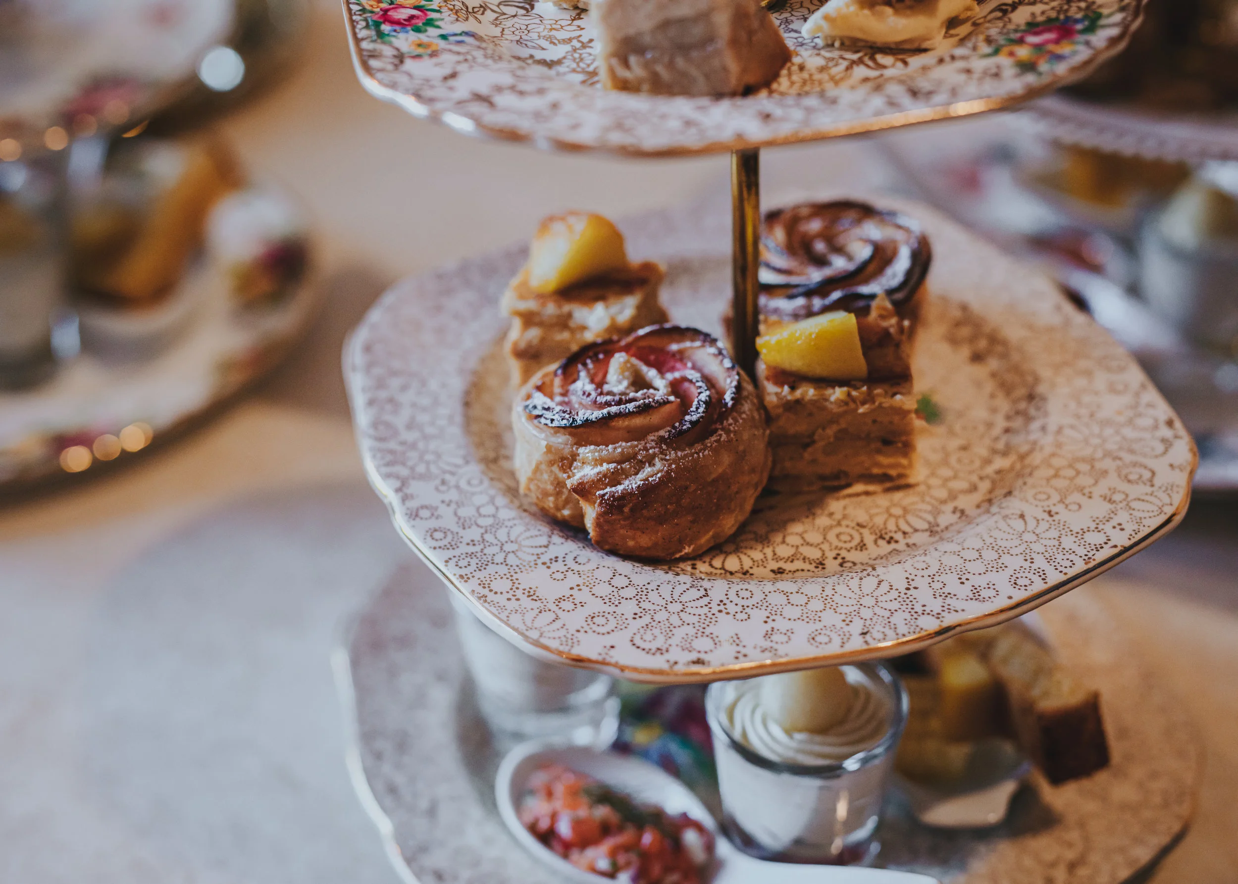 Pink Lady® apple roses in puff pastry — Pink Lady® apples New Zealand