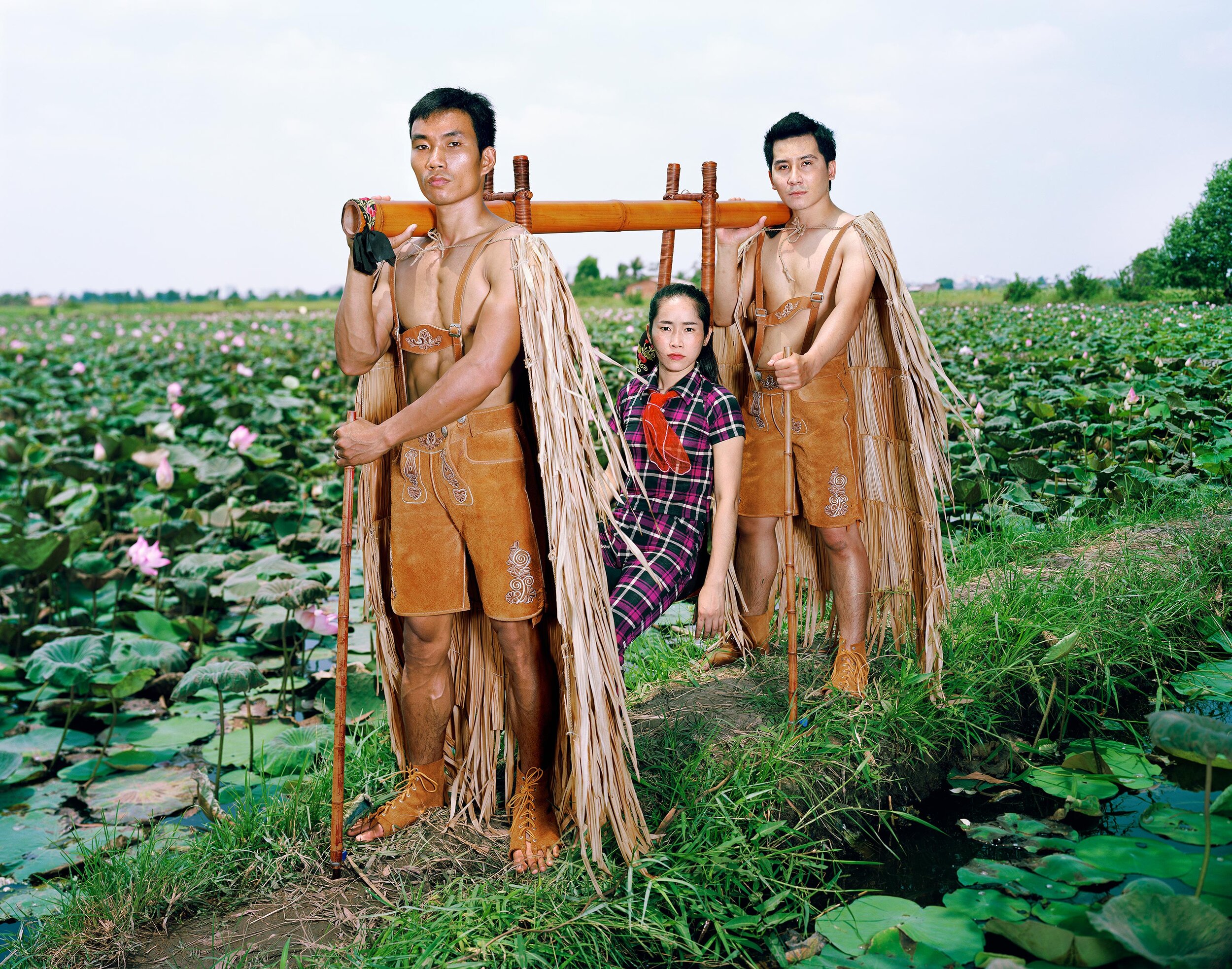   Cáng,   from the "Chiến Thắng" series.sRGB1966 (Collection de l'artiste)127.63 x 153.03 cm.(50 1/4 x 60 1/4 inch.) 