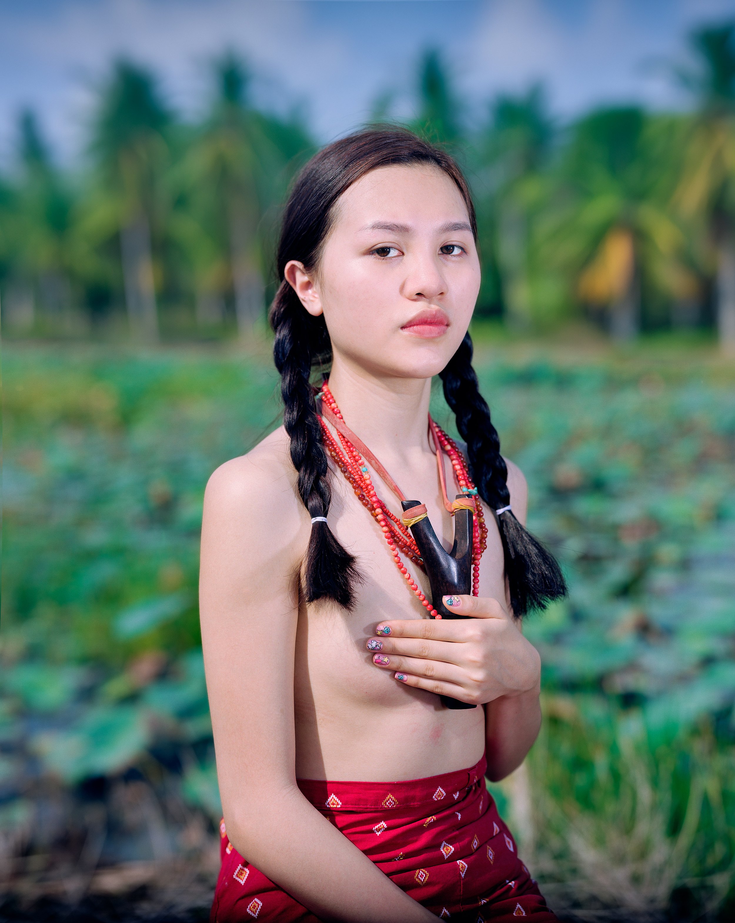   Trà Mie (Hạnh Thuỷ),   from the '{City of Virgins}' series. sRGB1966 (Collection de l'artiste) 76.8 cm x 62.23 cm. (30 1/4 x 24 1/4 inch.) 