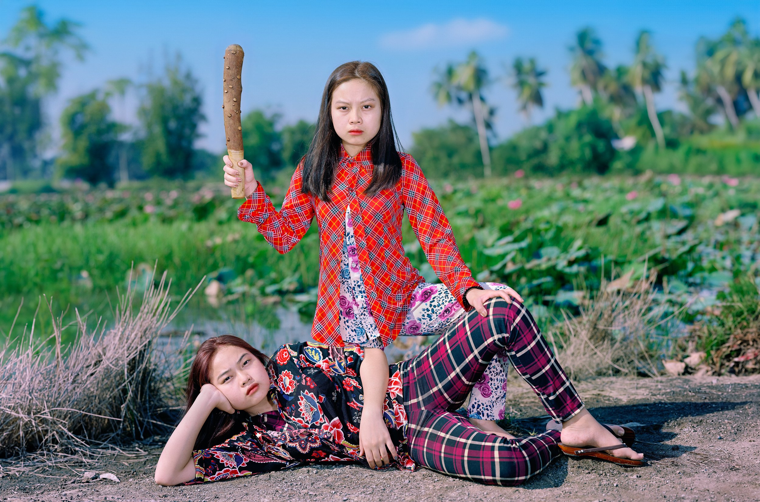 The Wrongerers, from the "Lifestyles" series.sRGB IEC611966 -2.1 (Sammlung des Künstlers)127.63 x 156.17 cm.(45 1/4 x 61 1/2 inch.)