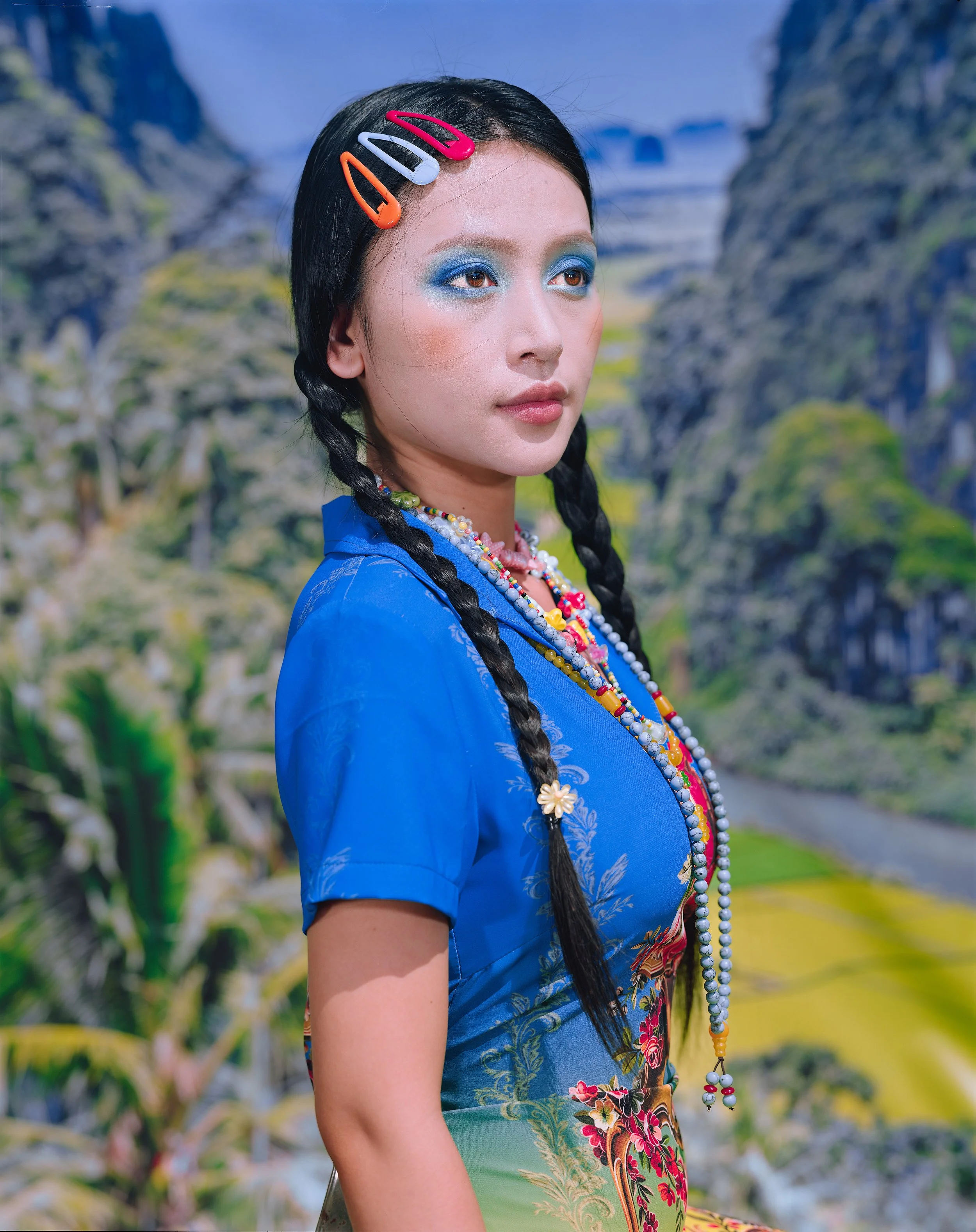 Sis{Linh}..  from the '{City of Virgins}' not AI series. sRGB1966 (Collection de l'artiste) 101.6 x 127 cm.(40 x 50 inch.)