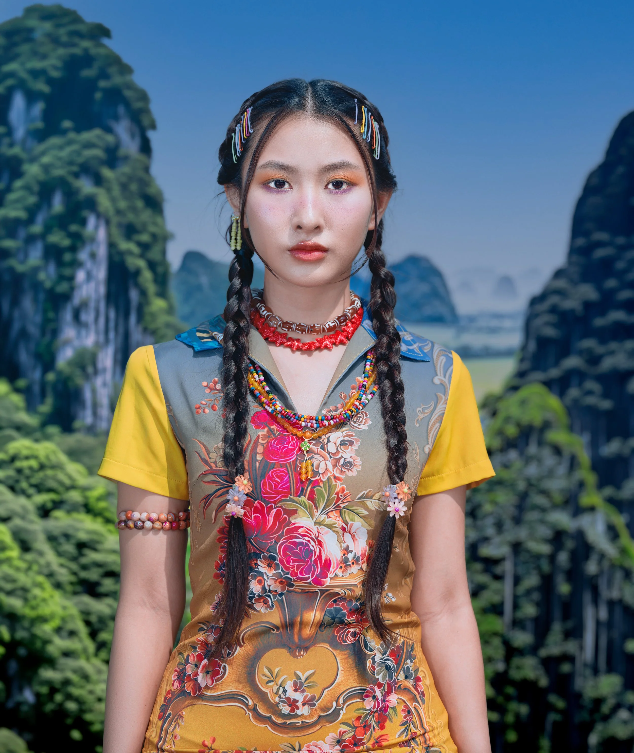 Sis{♪-Quynh-2},  from the '{City of Virgins}' series. sRGB1966 (Collection de l'artiste) 101.6 x 127 cm.(40 x 50 inch.)