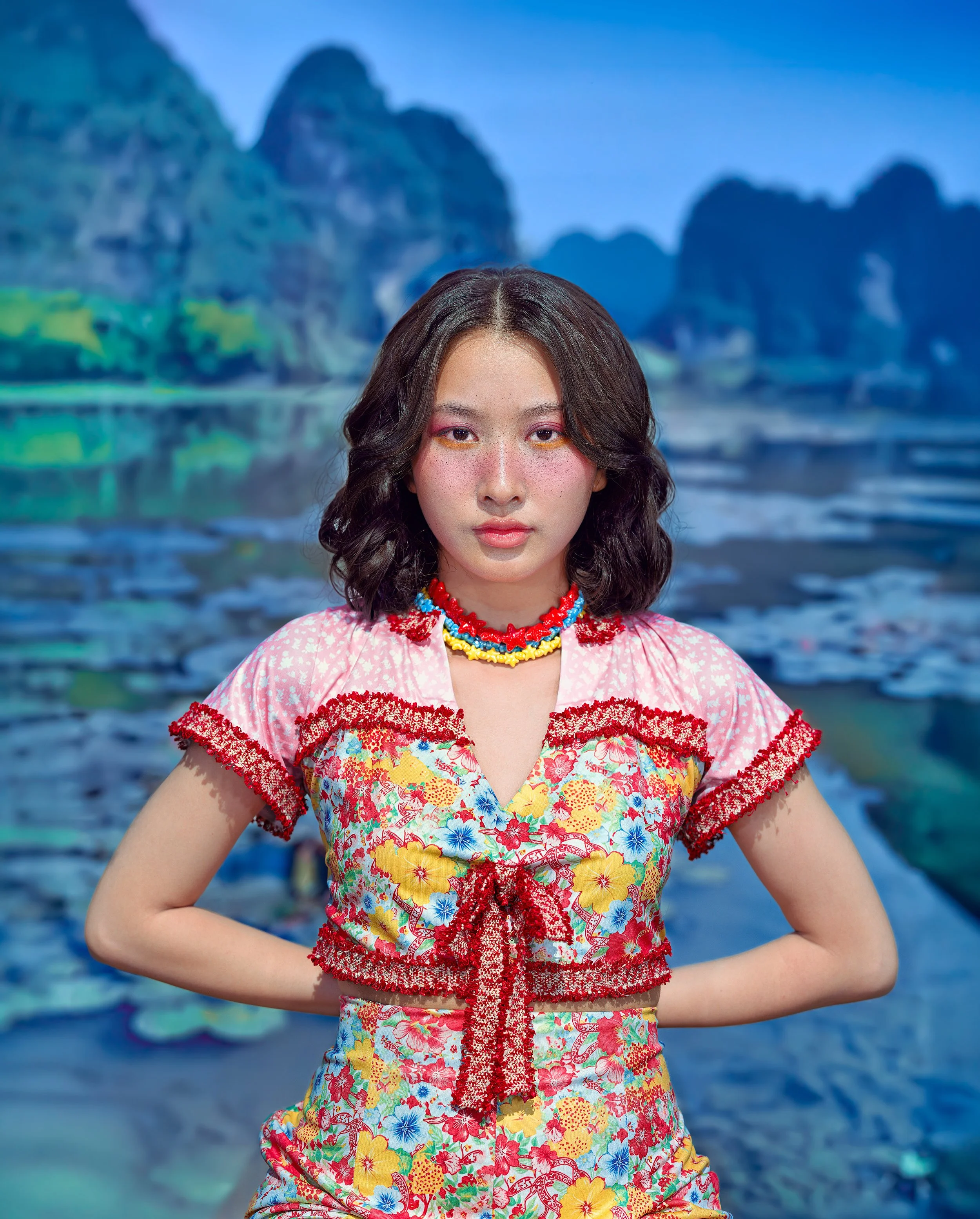 Sis{♪-Quynh},  from the '{City of Virgins}' series. sRGB1966 (Collection de l'artiste) 101.6 x 127 cm.(40 x 50 inch.)
