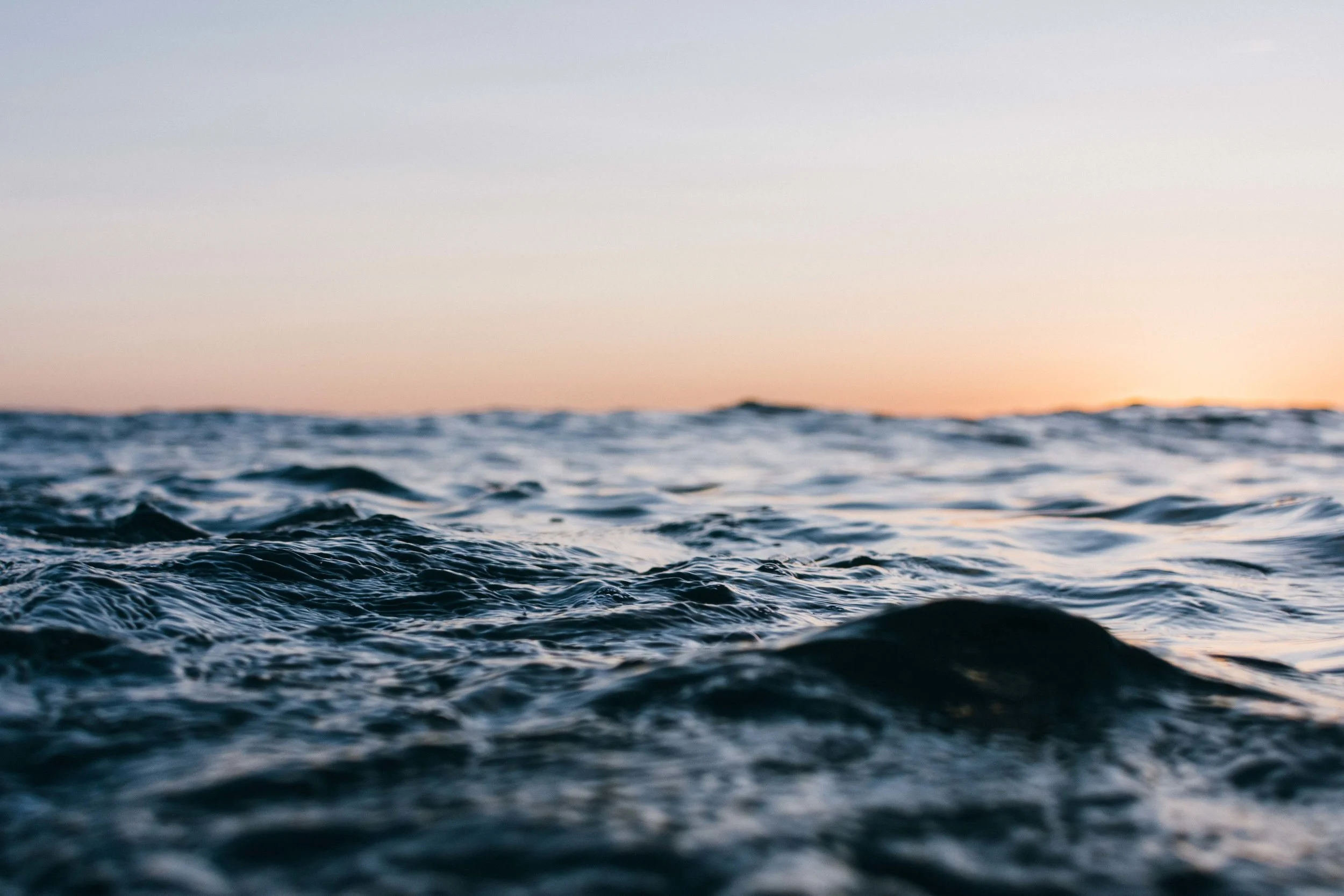 olukai-campaign-photoshoot-water-texture.jpg