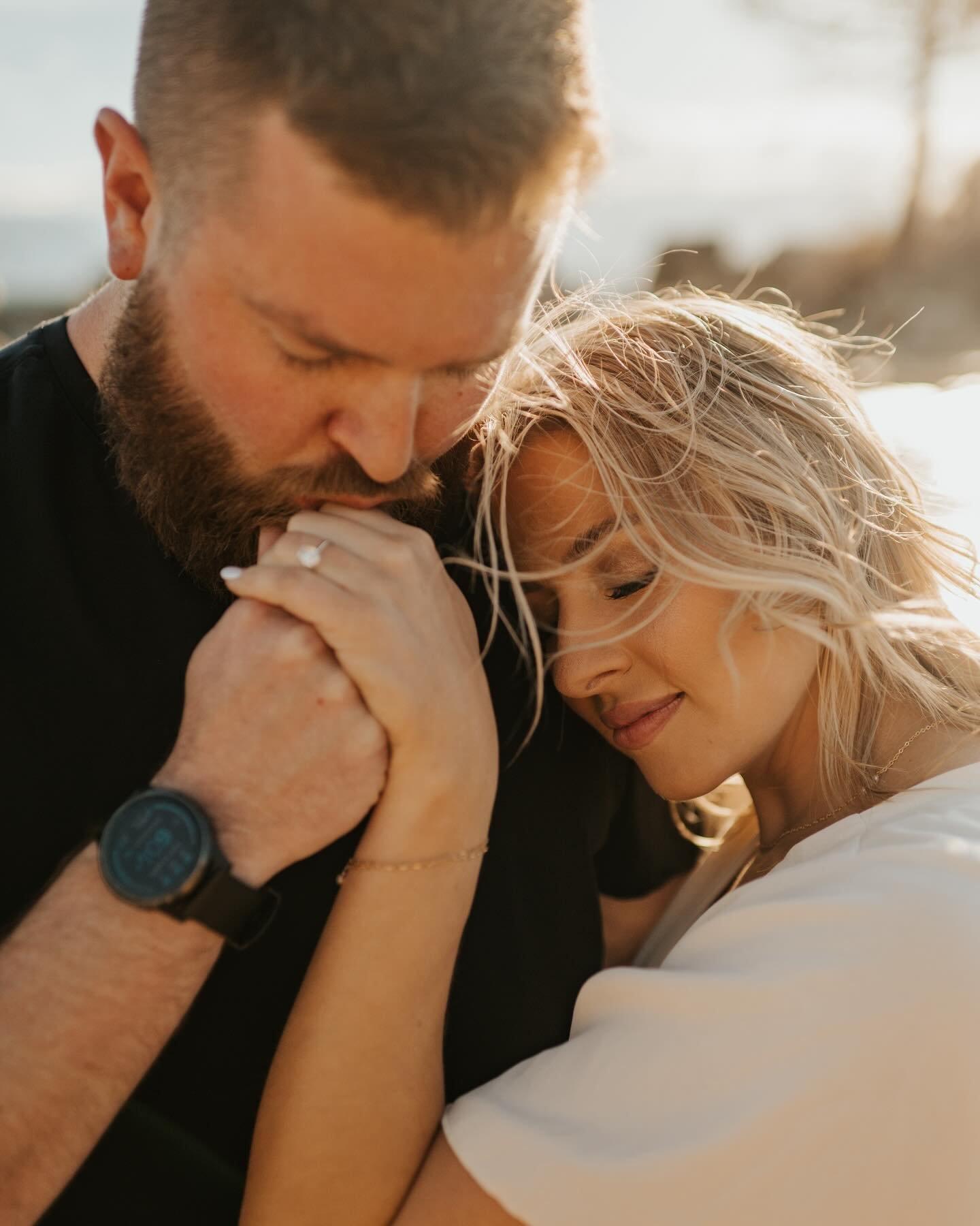 sitting in the airport omw to Mexico to get these two hitched! 💍😍 excited for the next few days soaking in the warm weather and getting to document their big day in a beautiful destination 🌴 see you guys soon 🤍
