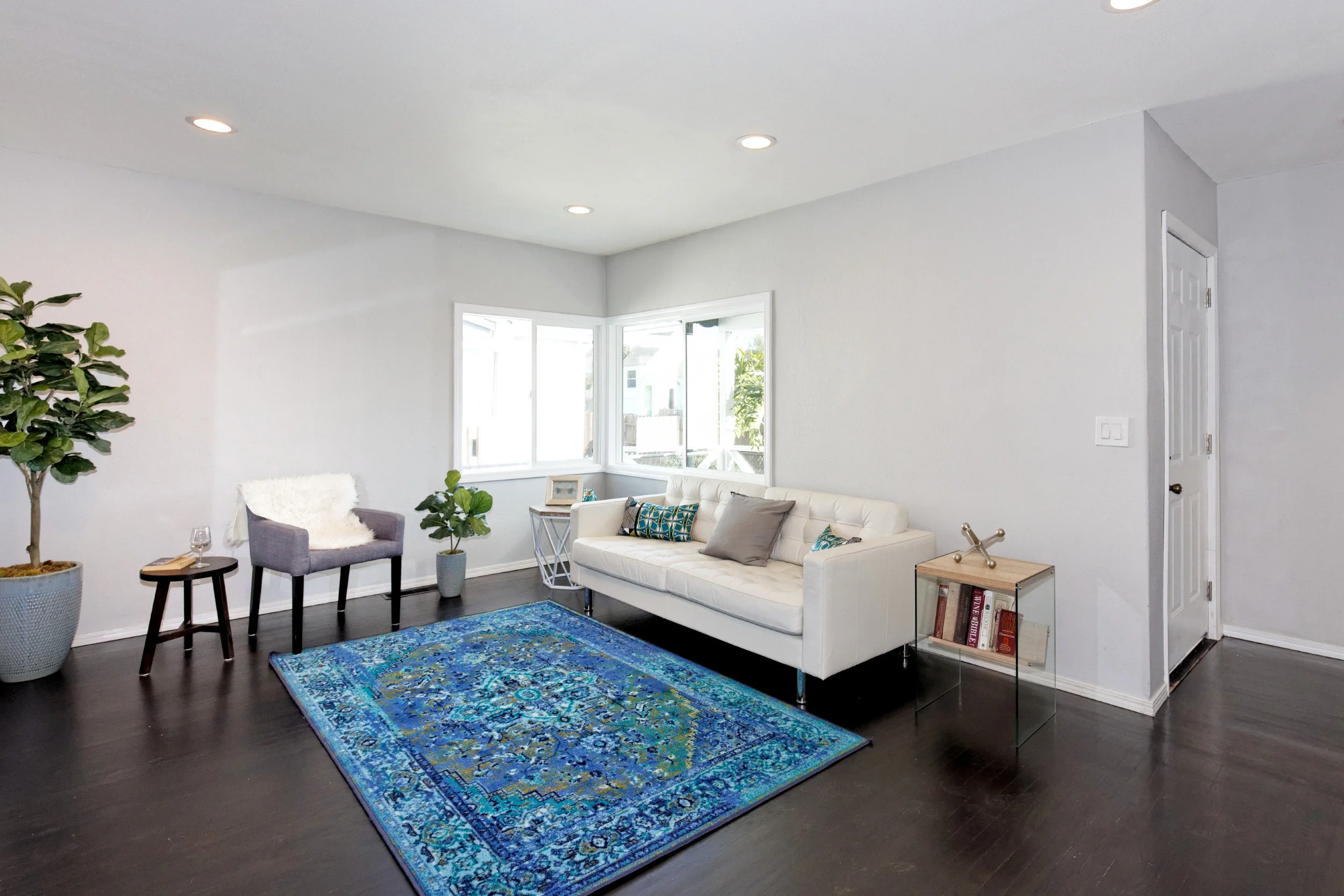1157 77th Av 09.jpg