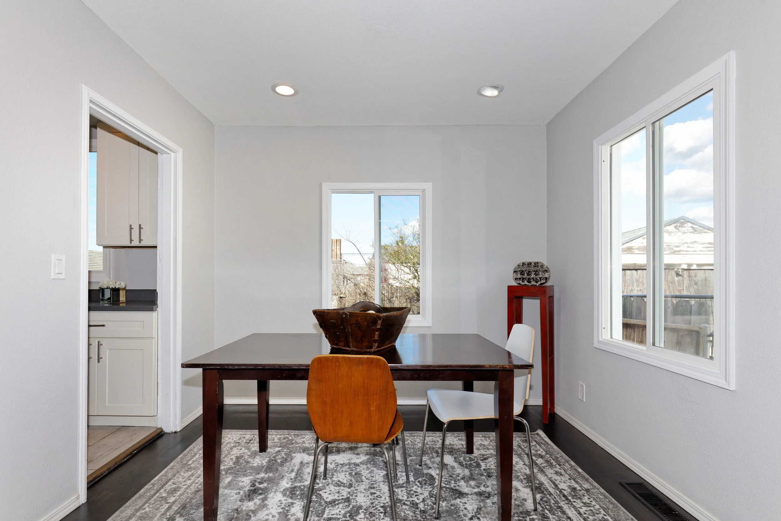 1157 77th Av 14.jpg
