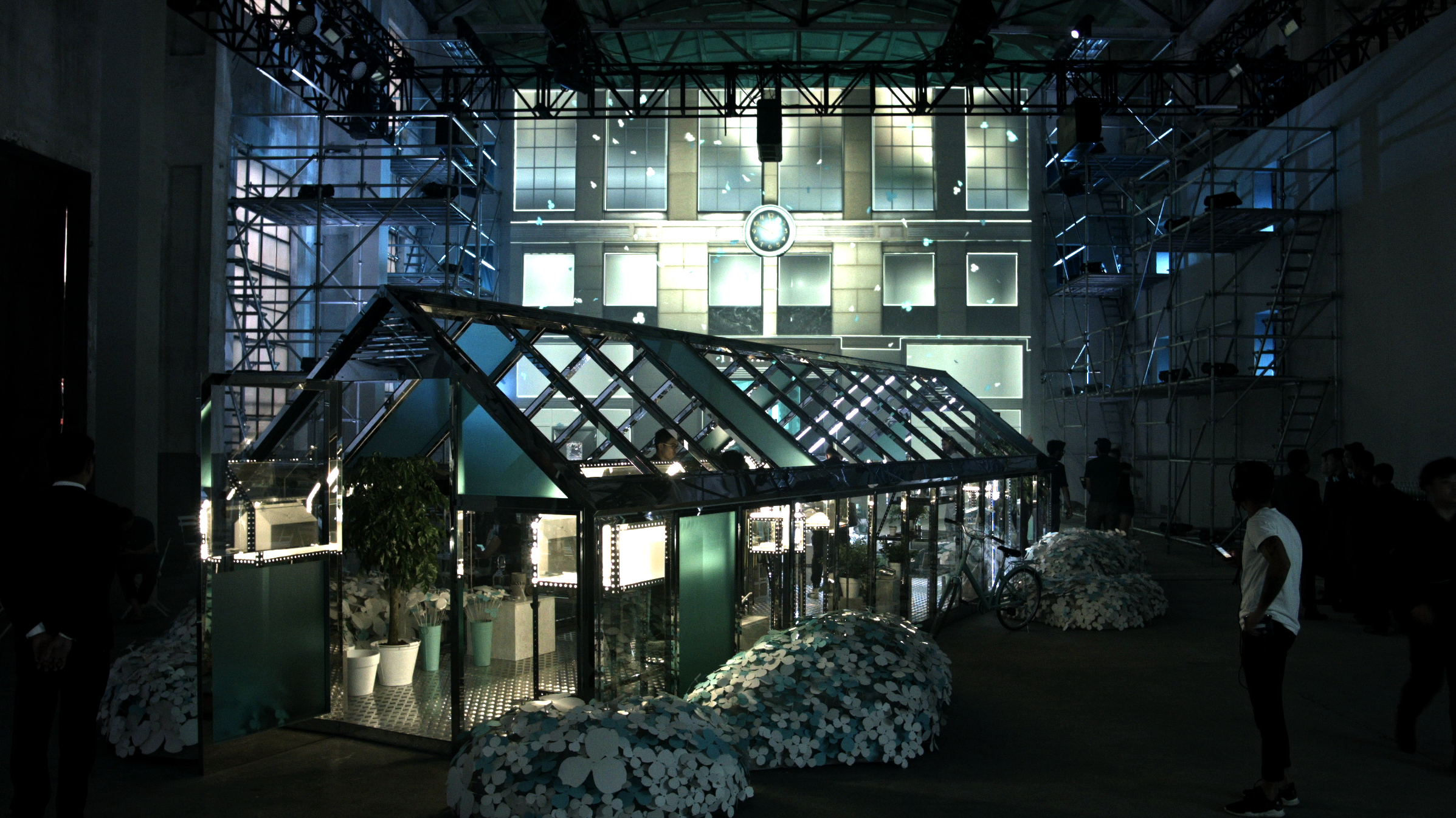 TIFFANY&CO_ETRE_ET_VU_BUREAU_BETAK_CLEMENT_BOGHOSSIAN_10.png