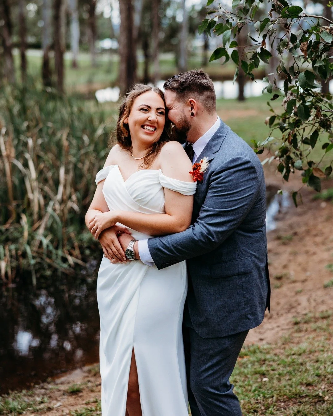 Danni &amp; Alex 💐

Sharing another one from the backlog! Hands down one of the most relaxed and fun weddings I&rsquo;ve ever photographed. A backyard celebration on the family property in the Hawkesbury&mdash;complete with their good mate officiati