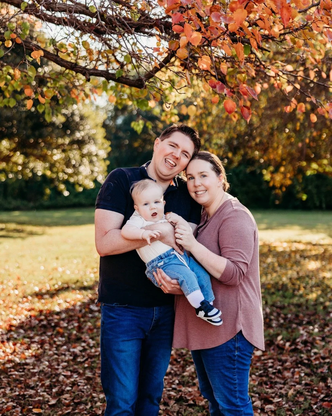 The Armstrong Family 🤍

A beautiful autumn session with their baby boy, photographed at one of my favourite spots when the leaves turn orange and red. 🍂 Even more special, this session was a gift from their friends and family, who all put in togeth