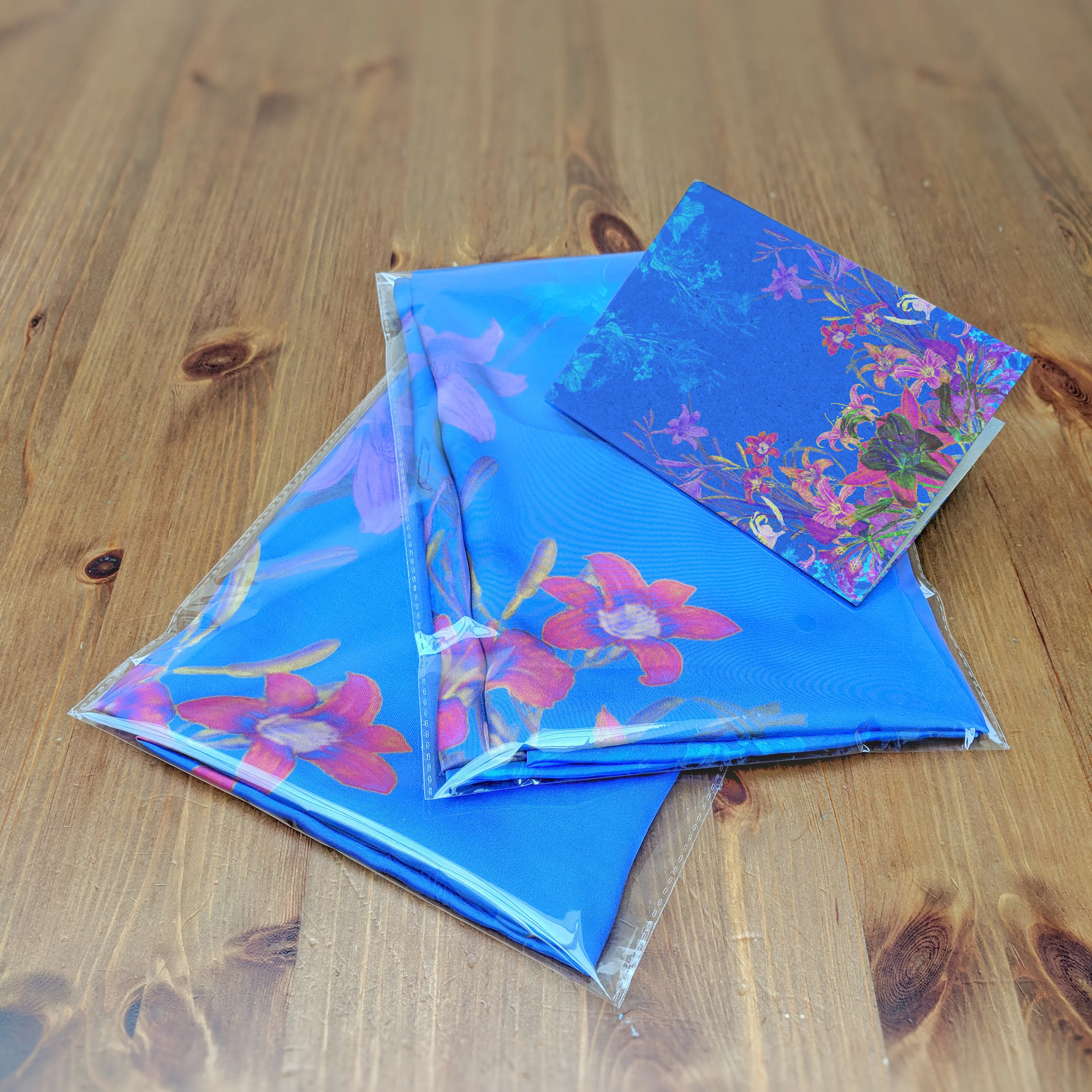 Daylilies Scarf v5.jpg
