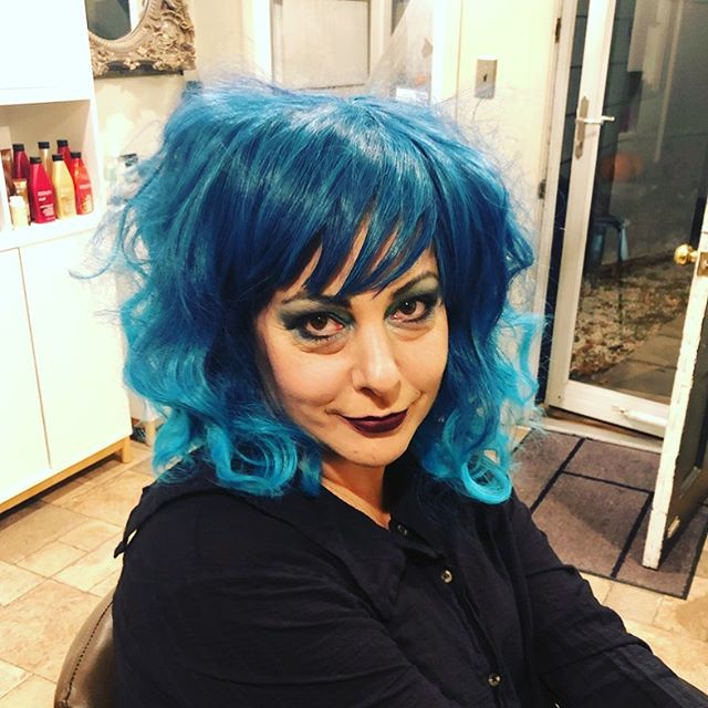 Halloween 🎃 👻 hair ( wig;) and makeup- let&rsquo;s party!!