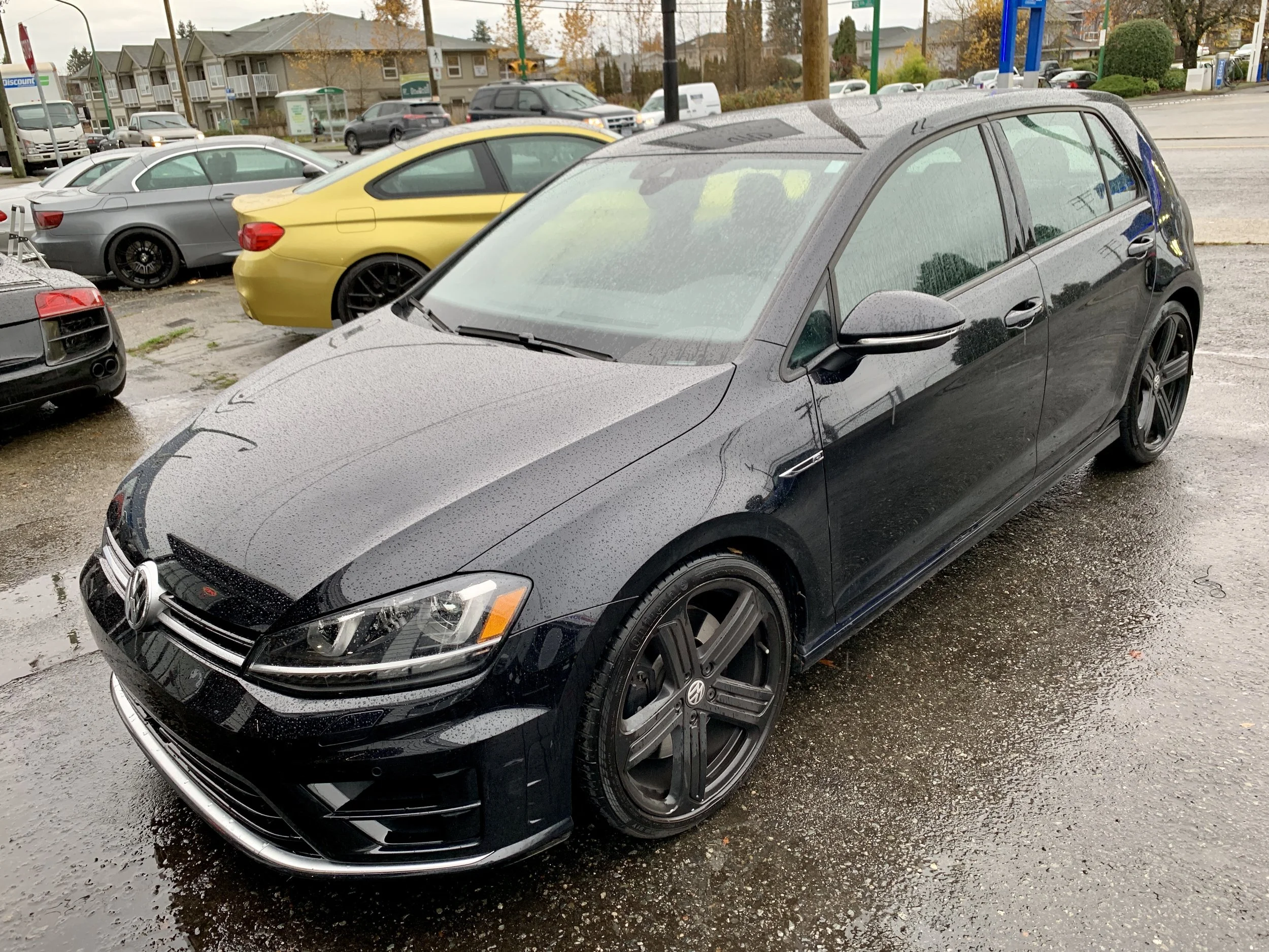 2017 Volkswagen Golf R, 5dr, DSG Sold