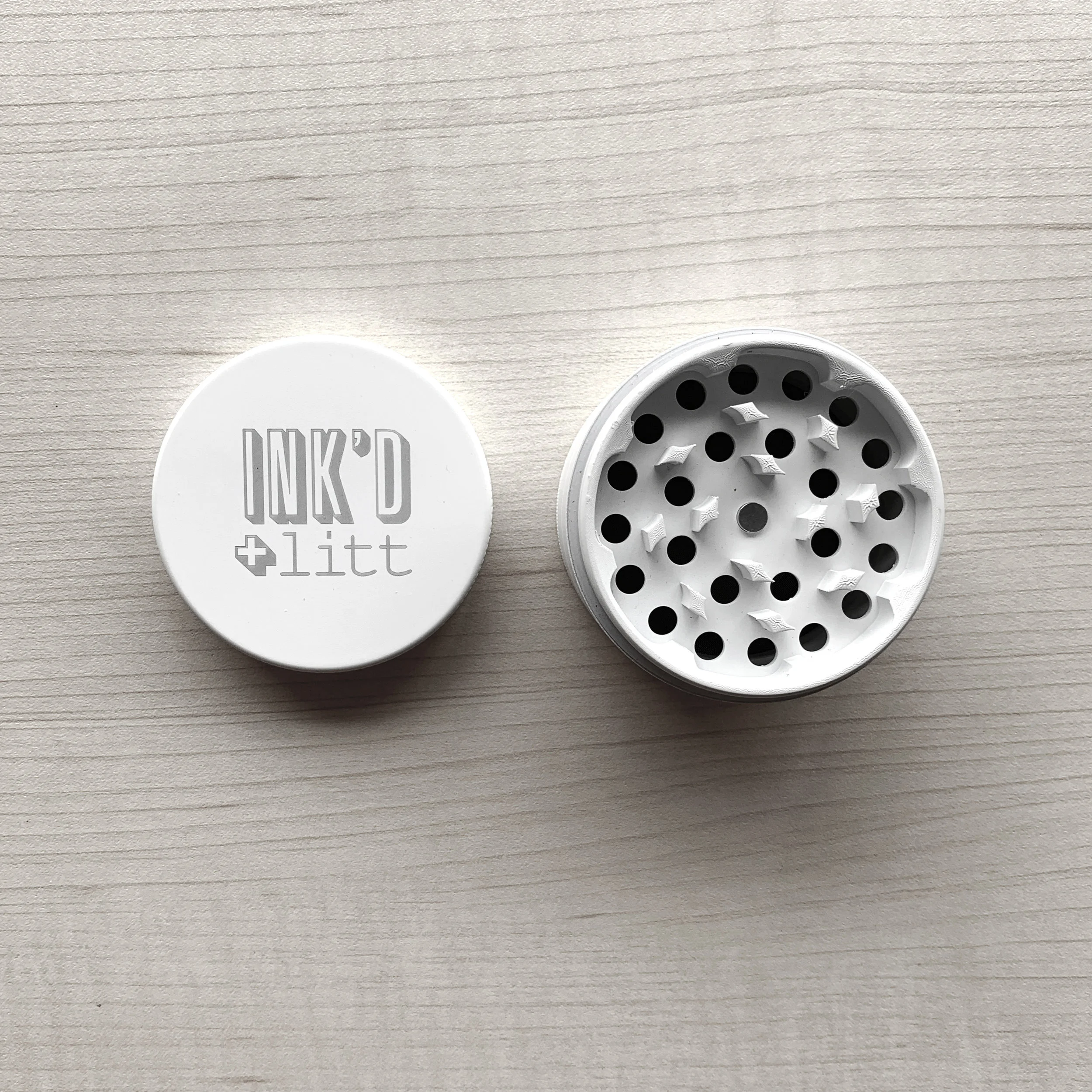 INKDandlitt-Grinder-C.jpg