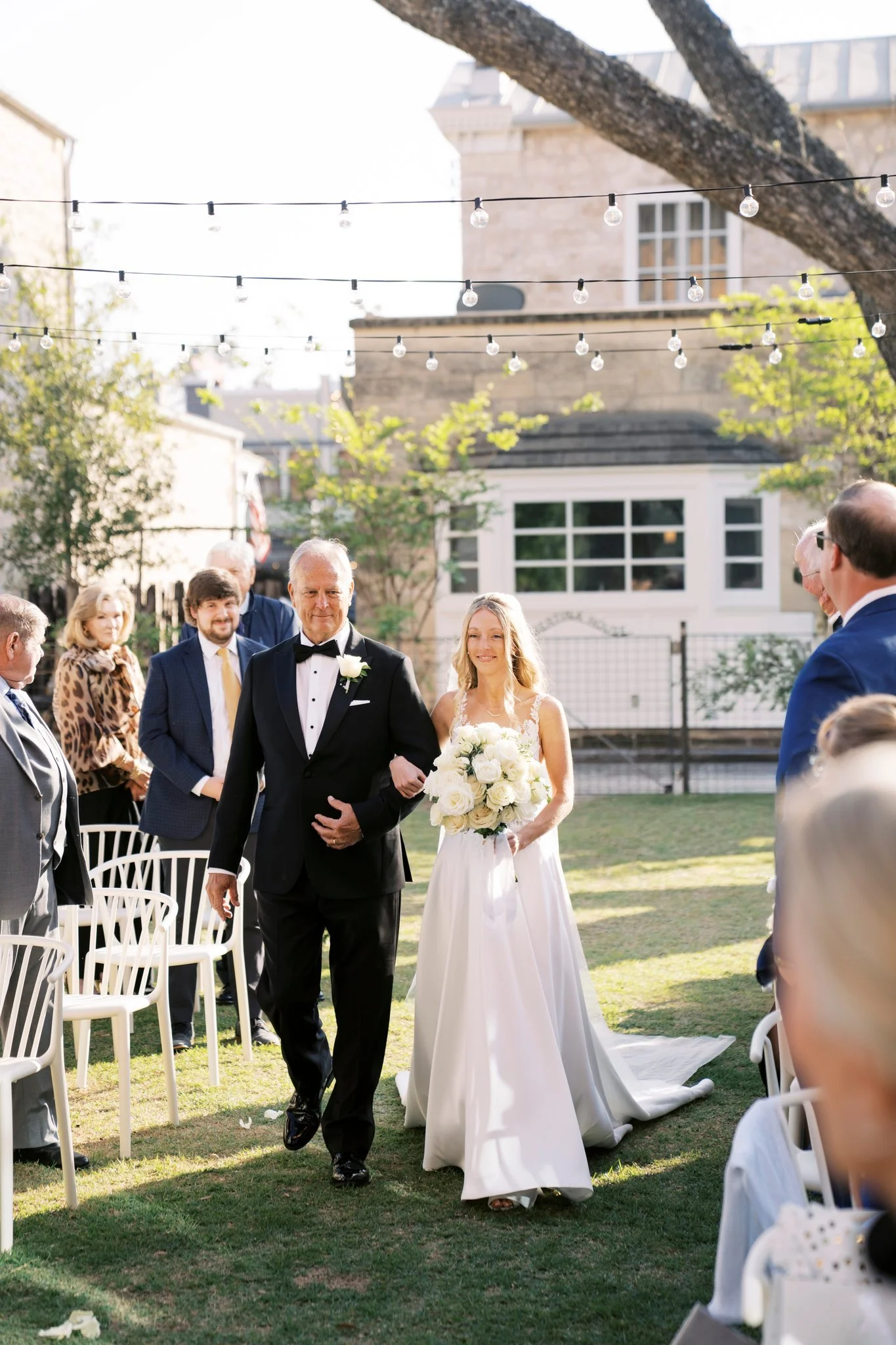 StephanieQuirkPhotography_Albert Hotel_Wedding_Ceremony_Fredricksburg-141.jpg