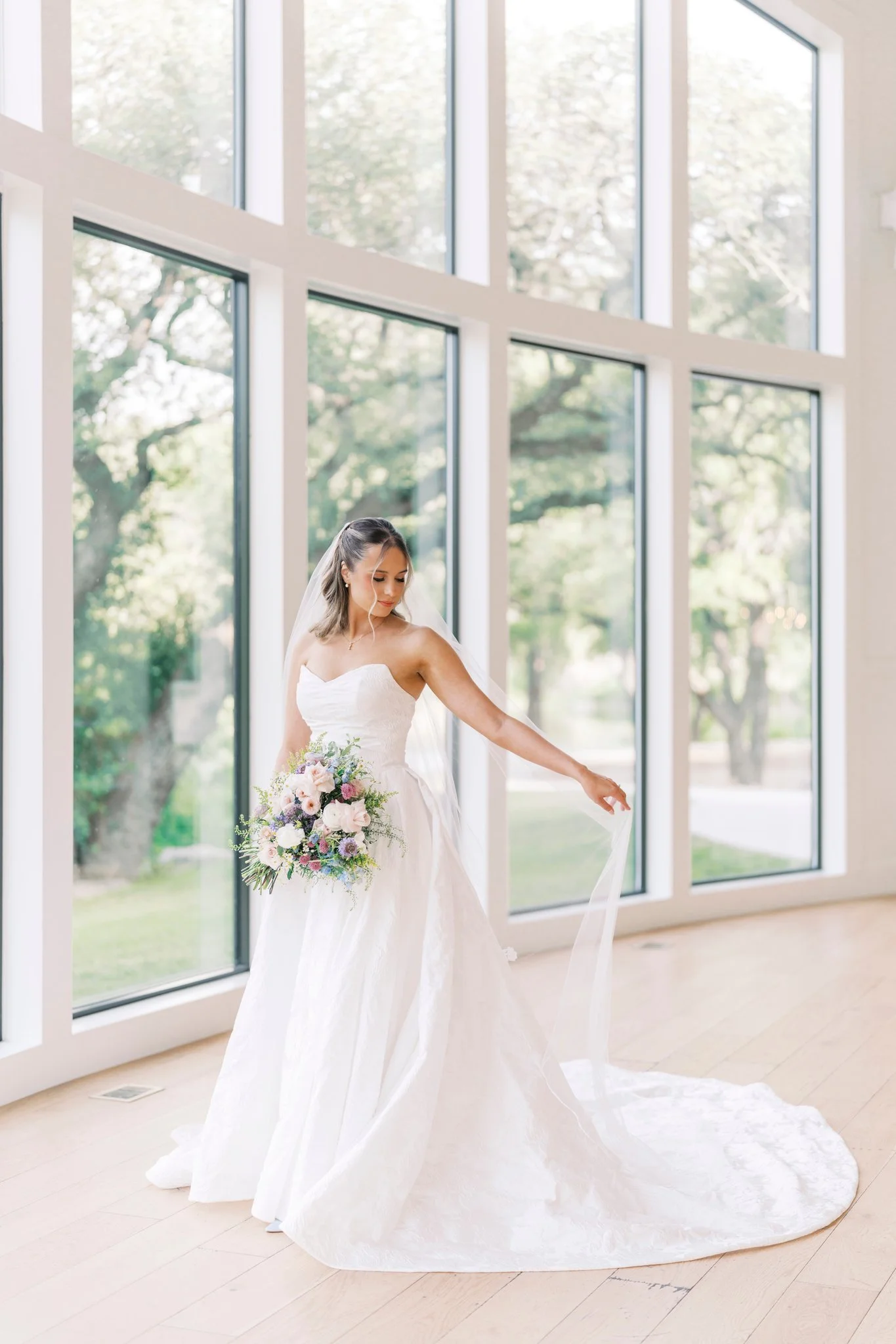 StephanieQuirkPhotography_Bridals_Preserveatcanyonlake_Favorite-66.jpg