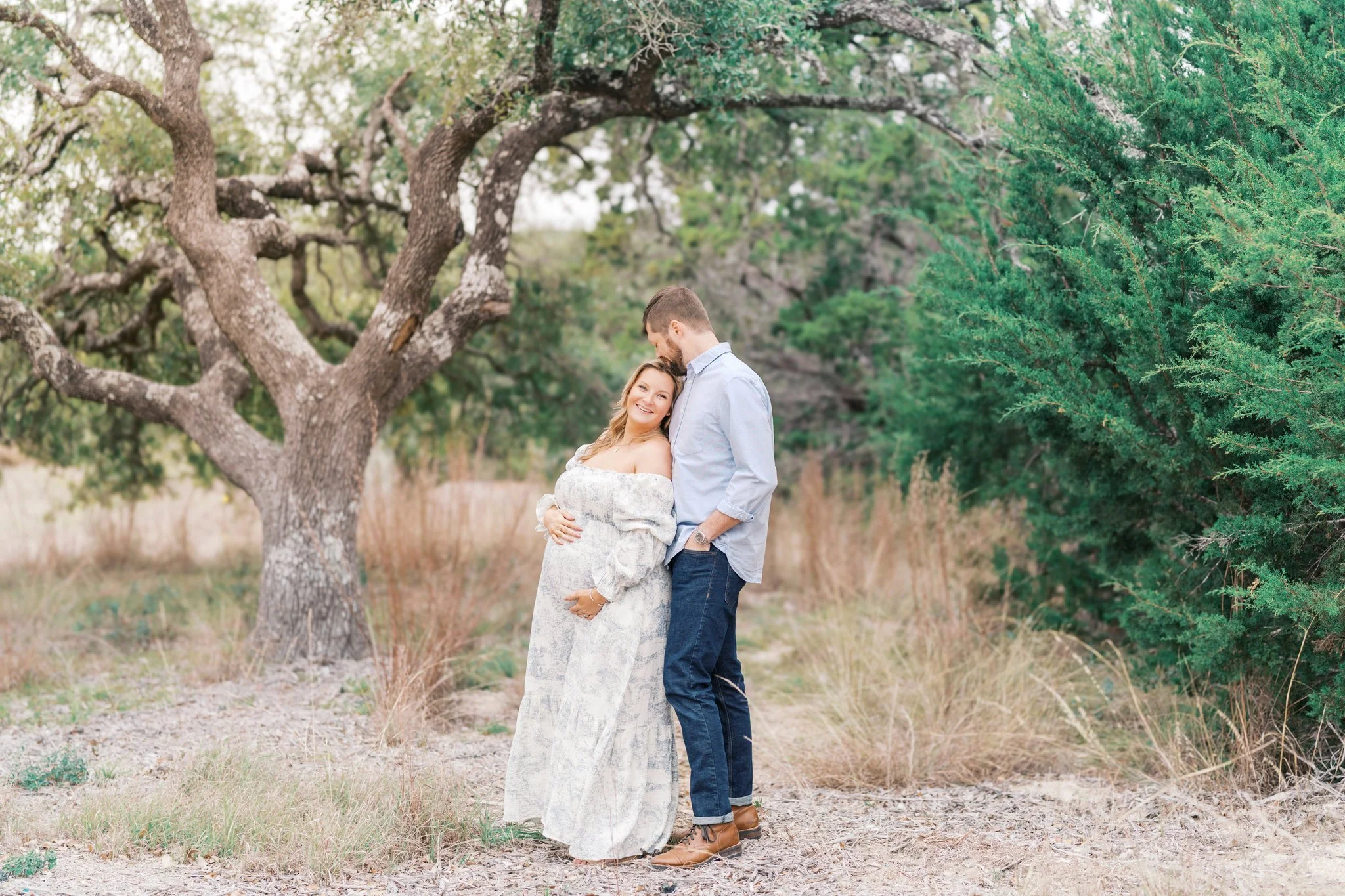 StephanieQuirkPhotography_Ellie_Maternity_EDITS-155.jpg