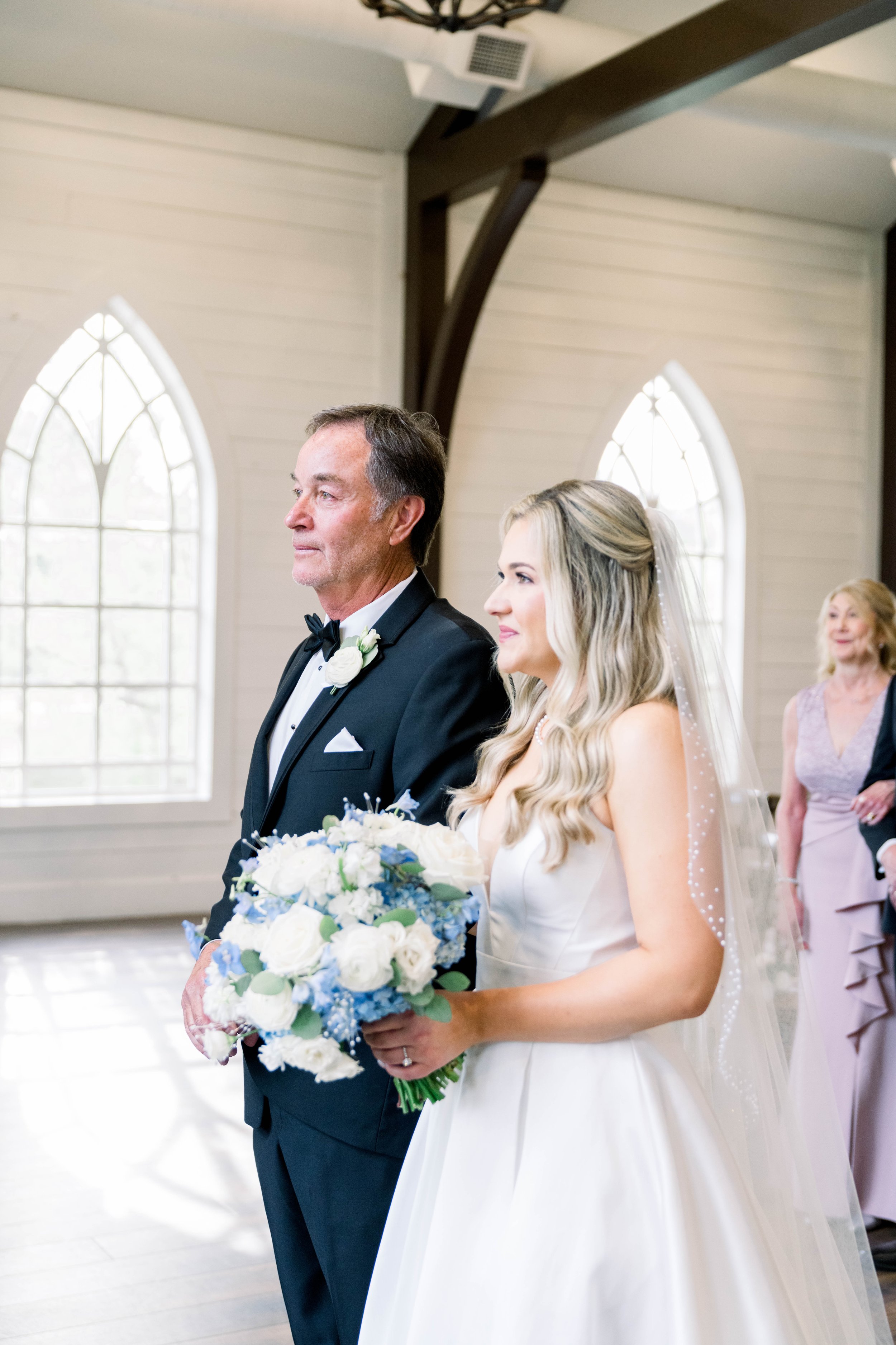 stephaniequirkphotography__HighpointeEstate_Ceremony-113.jpg