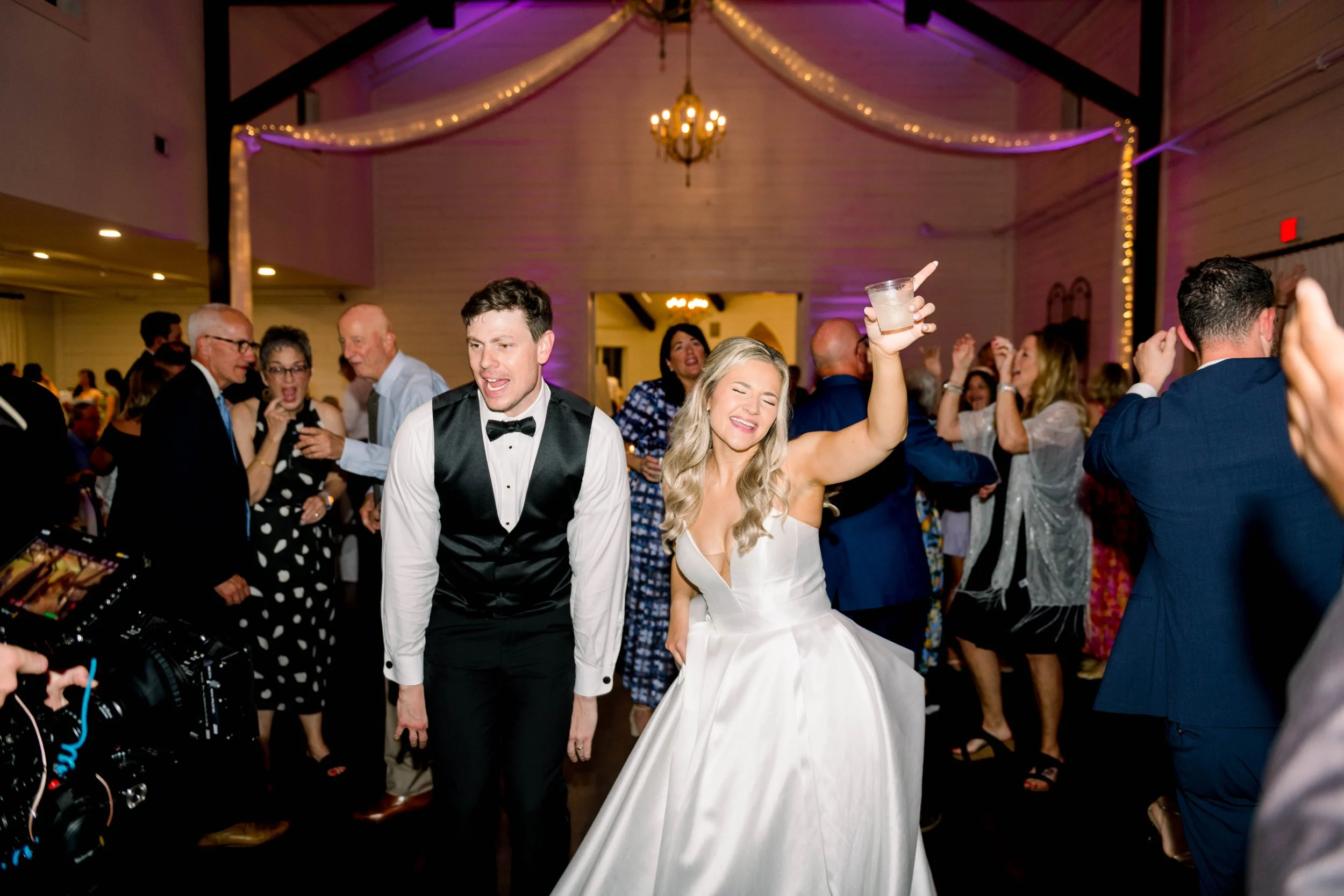 stephaniequirkphotography__HighpointeEstate_ReceptionptLightsOut-50.jpg