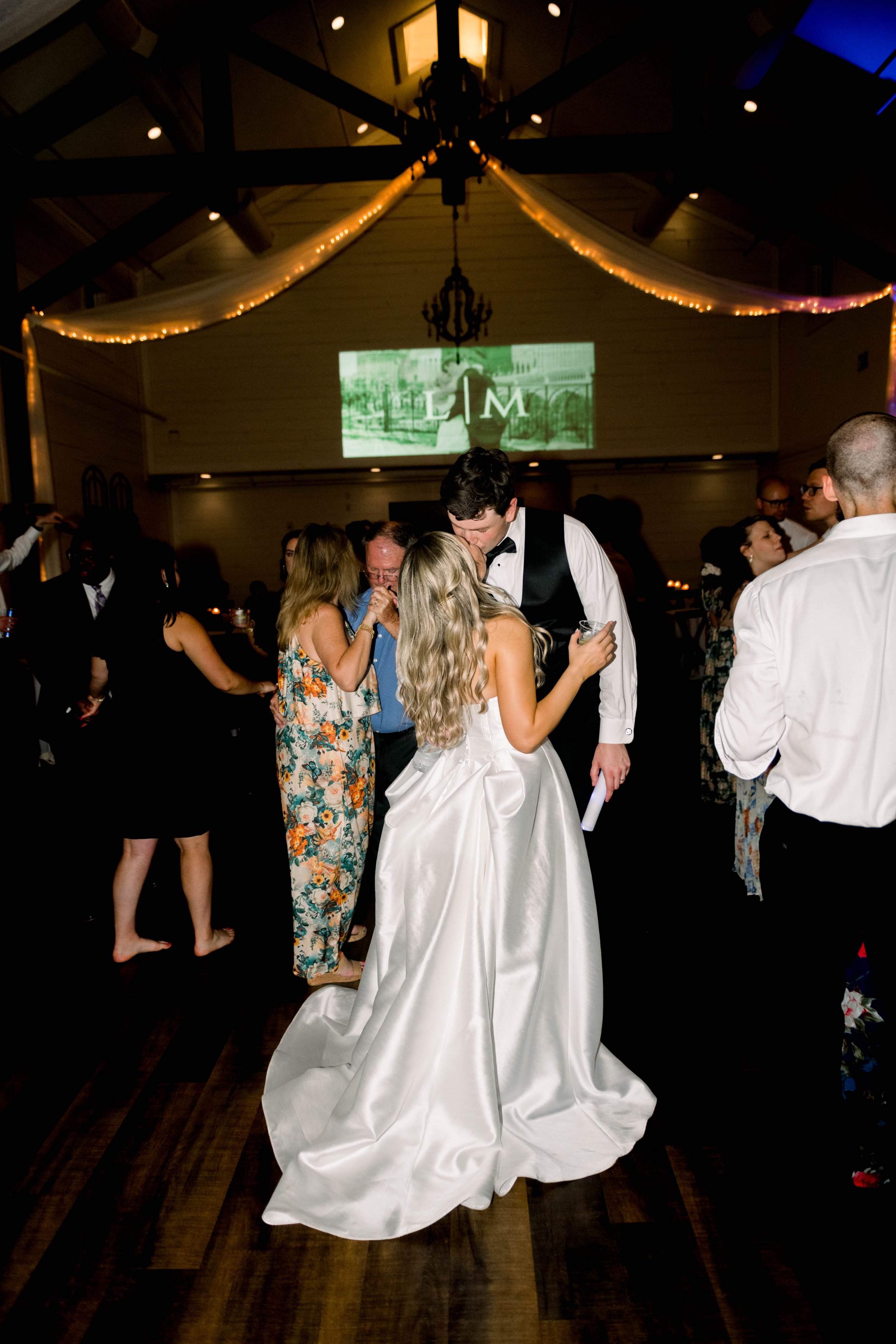 stephaniequirkphotography__HighpointeEstate_ReceptionptLightsOut-440.jpg