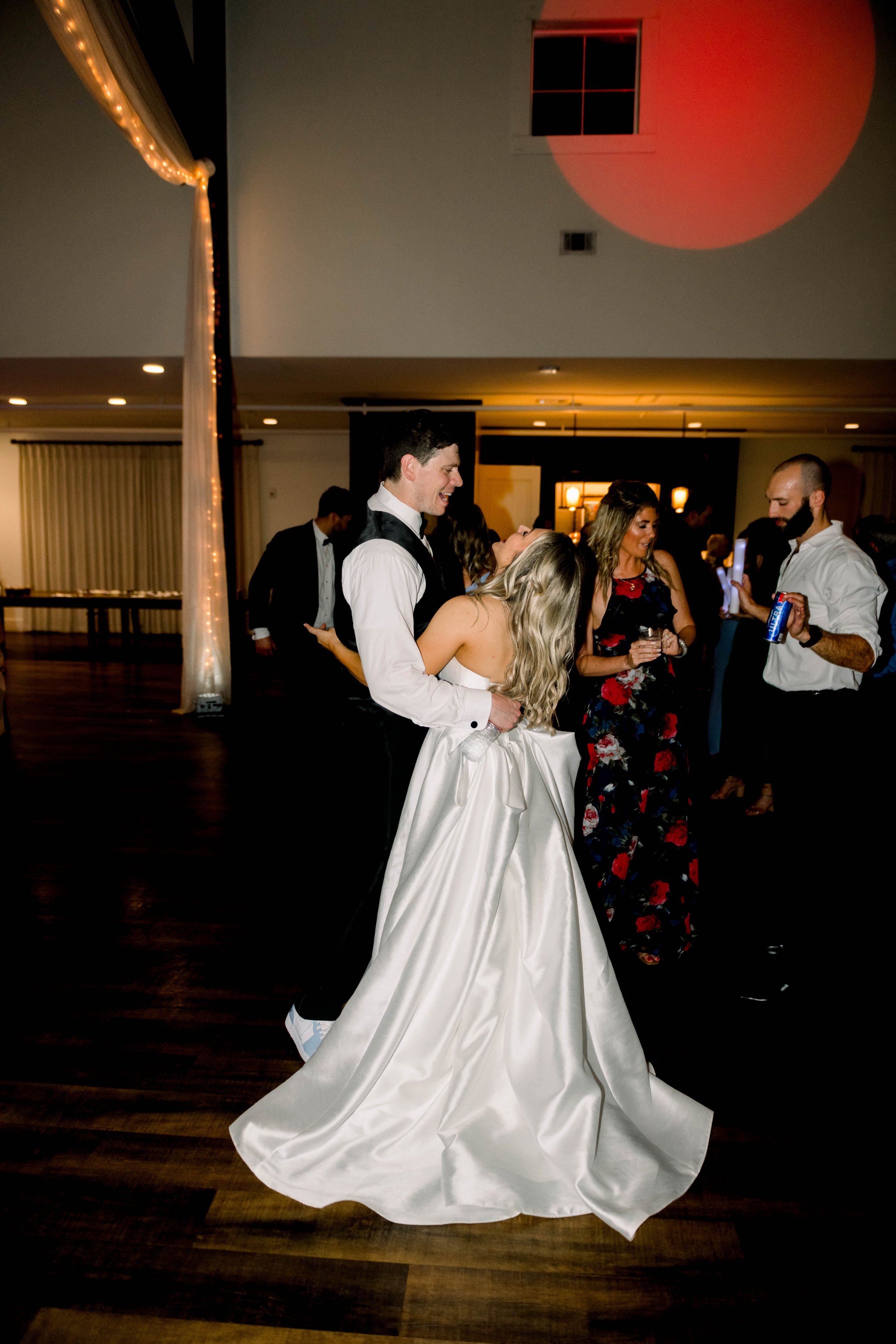 stephaniequirkphotography__HighpointeEstate_ReceptionptLightsOut-428.jpg