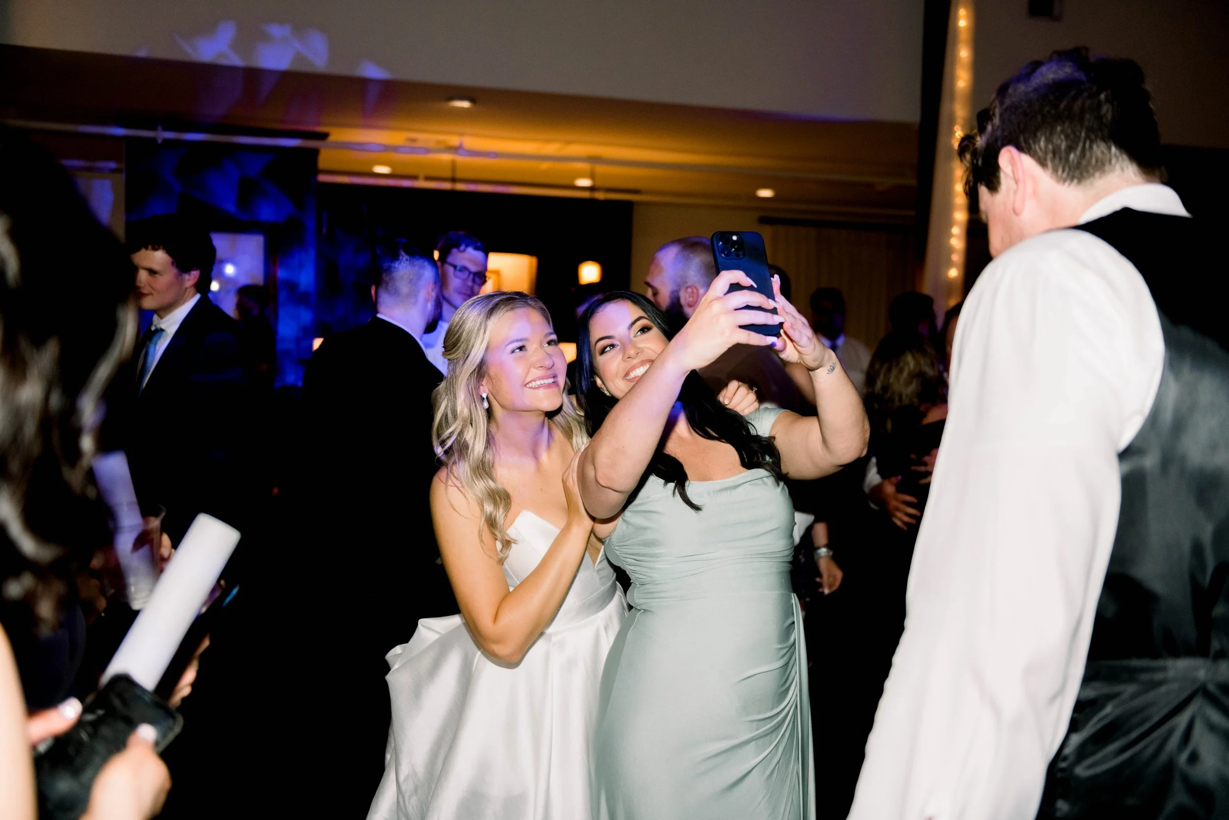 stephaniequirkphotography__HighpointeEstate_ReceptionptLightsOut-403.jpg