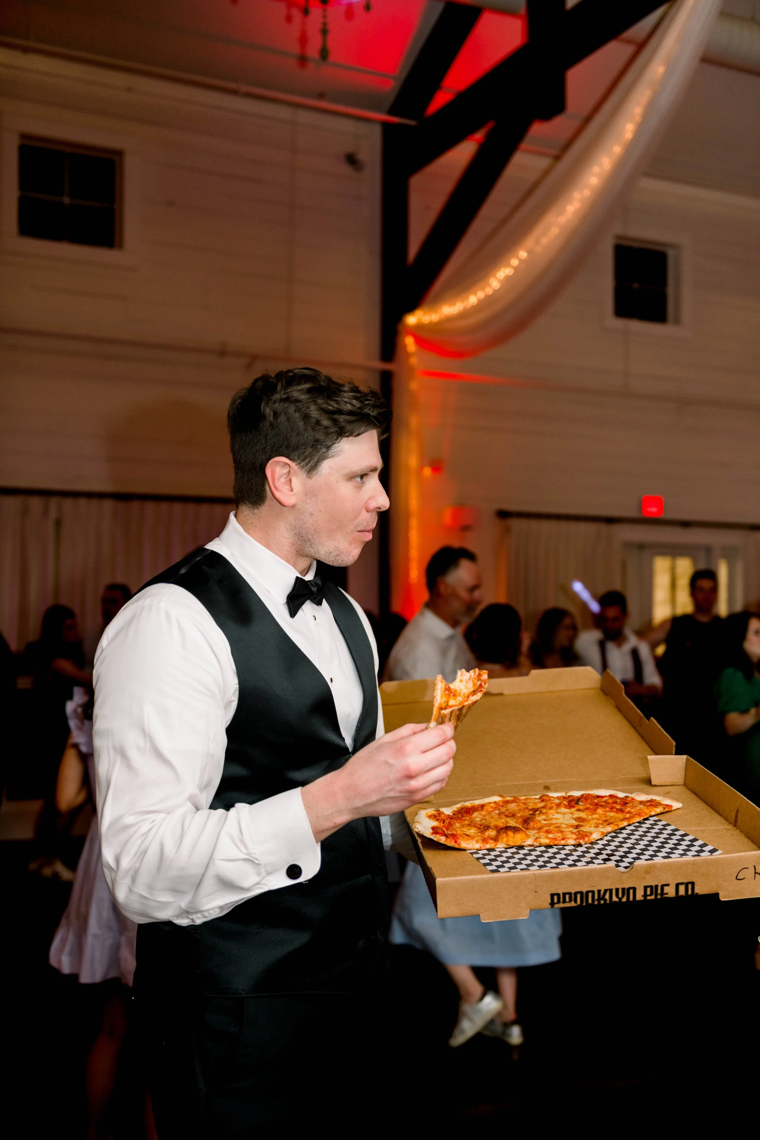 stephaniequirkphotography__HighpointeEstate_ReceptionptLightsOut-192.jpg
