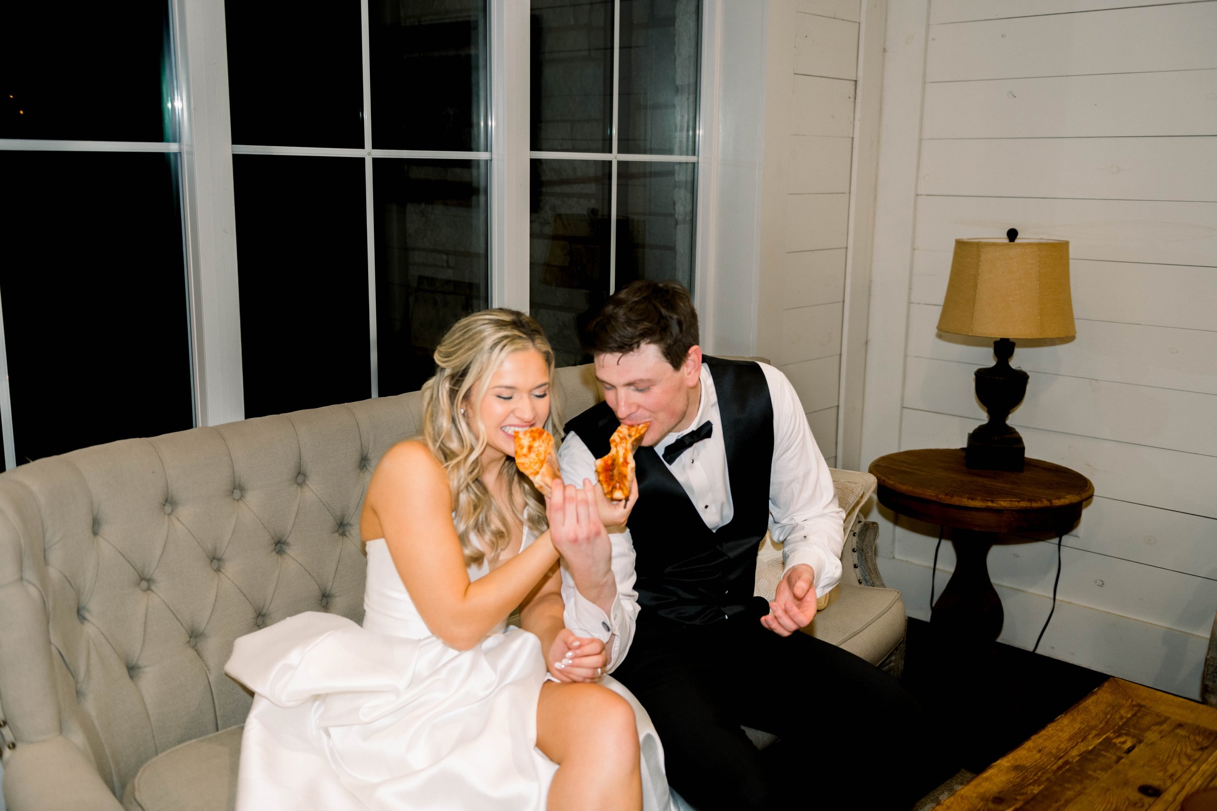 stephaniequirkphotography__HighpointeEstate_ReceptionptLightsOut-216.jpg