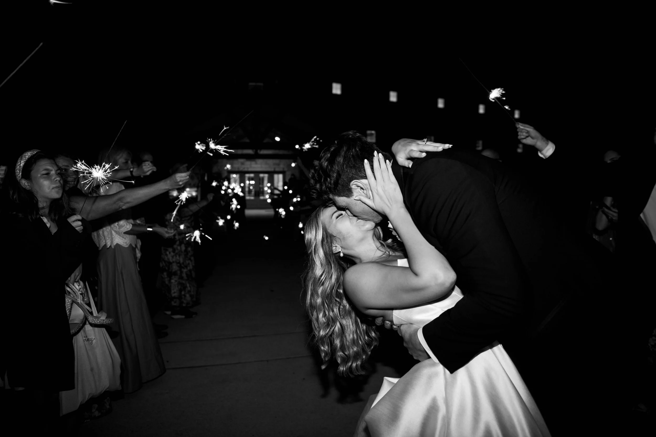 stephaniequirkphotography__HighpointeEstate_ReceptionptLightsOut-519.jpg