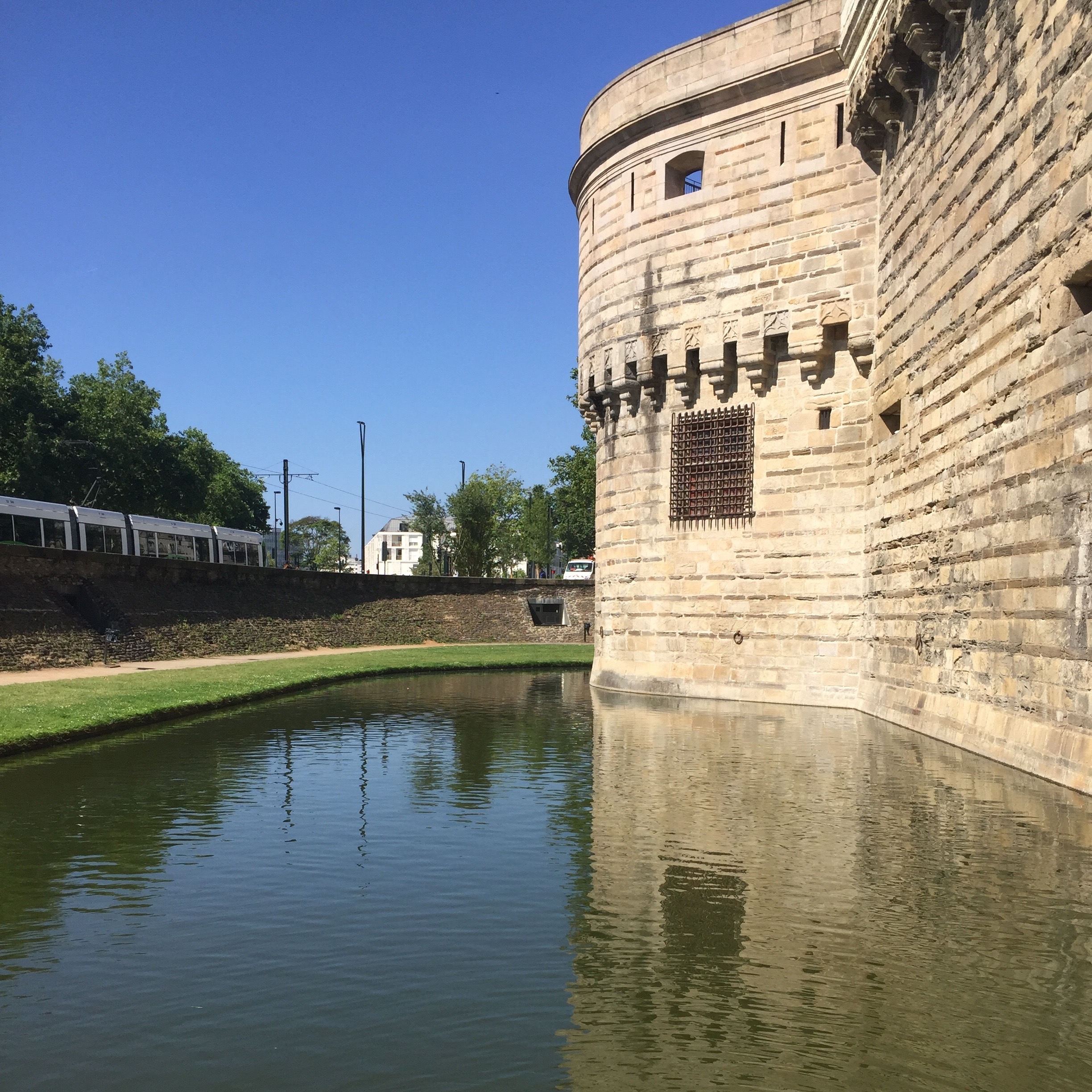 Nantes' Medieval Castle still has its moats!